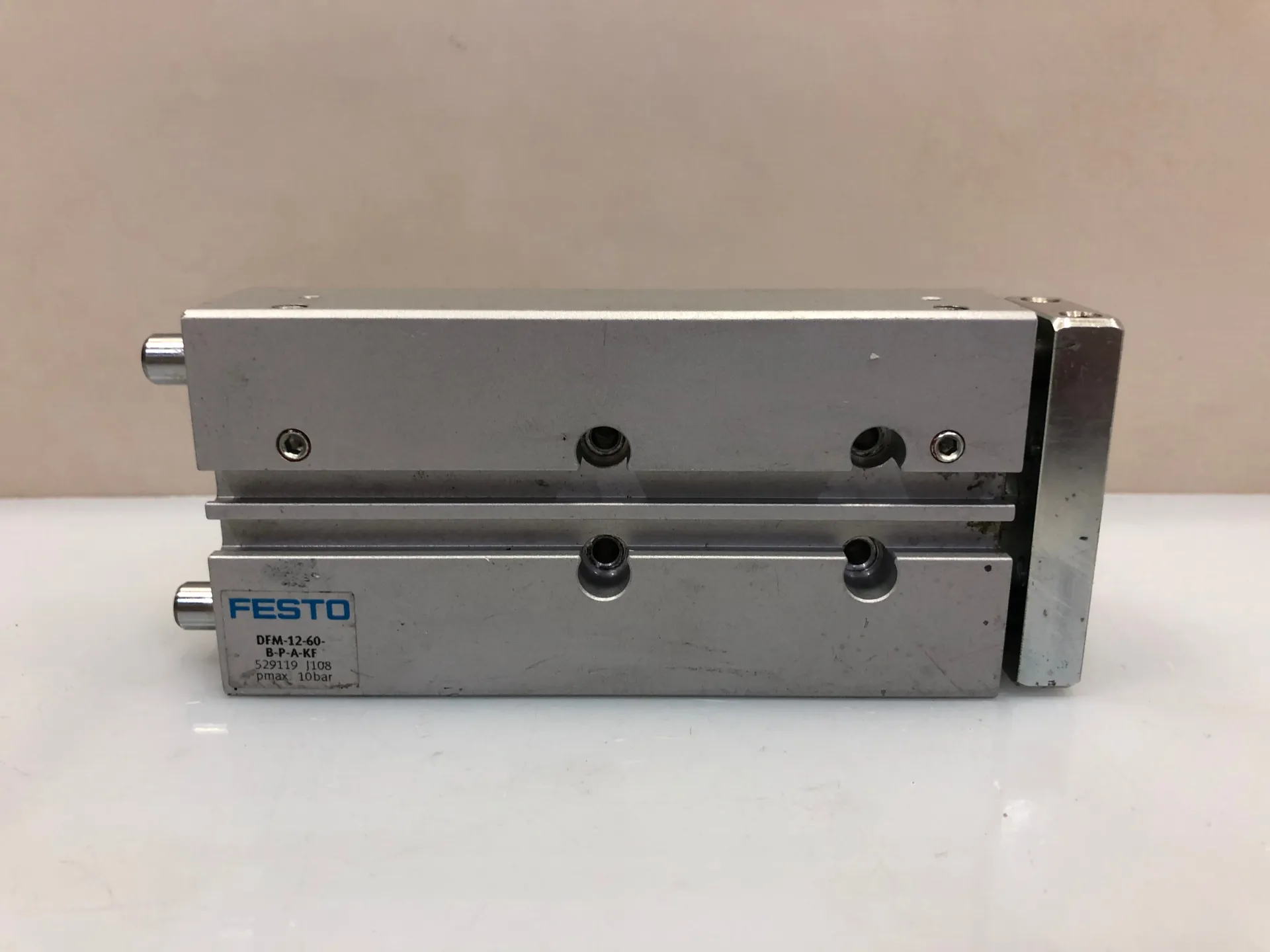 Festo DFM-12-60-B-P-A-KF 529199 Pneumatic Cylinder - Thumbnail 2