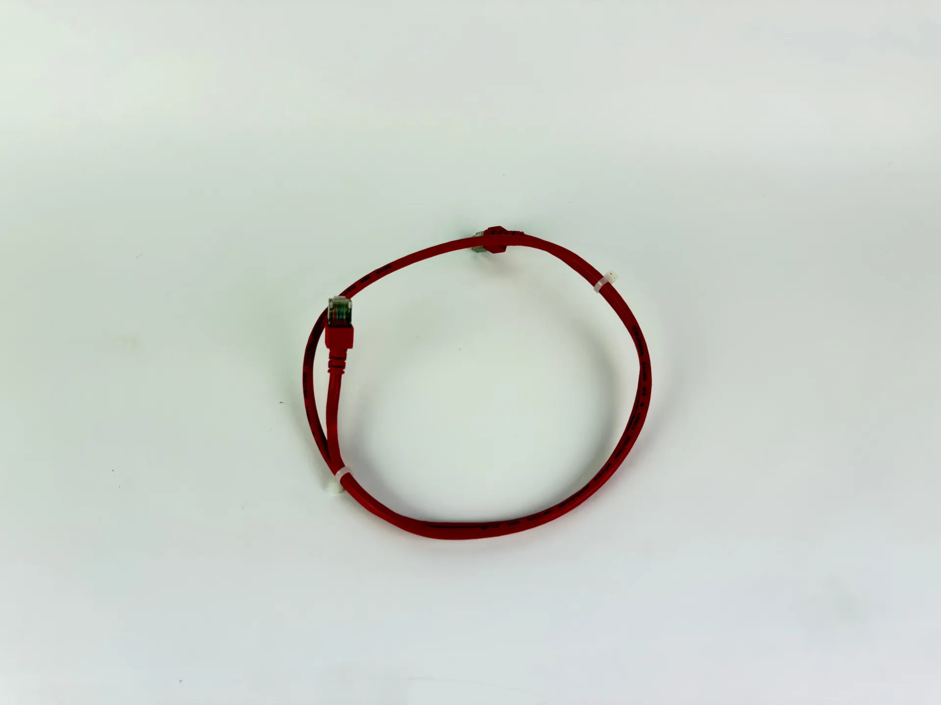 1x CAT5e SFTP Ethernet Patch Cable 1m RJ45 Shielded LAN 26AWG Red - Thumbnail 2
