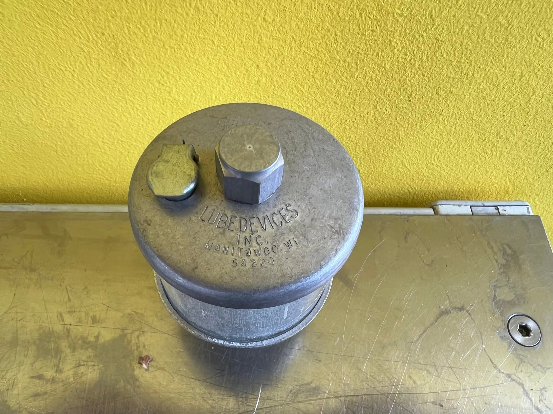 Lube Devices 54220 Gravity Feed Lubrication Reservoir - Thumbnail 2