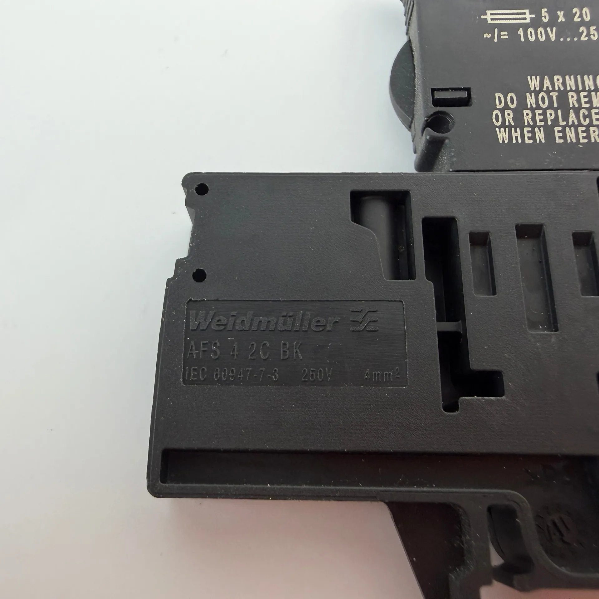 Lot of 6 Weidmuller AFS 4 2C BK Fuse Terminal Blocks FSPG LED 100-250V BK - Thumbnail 4