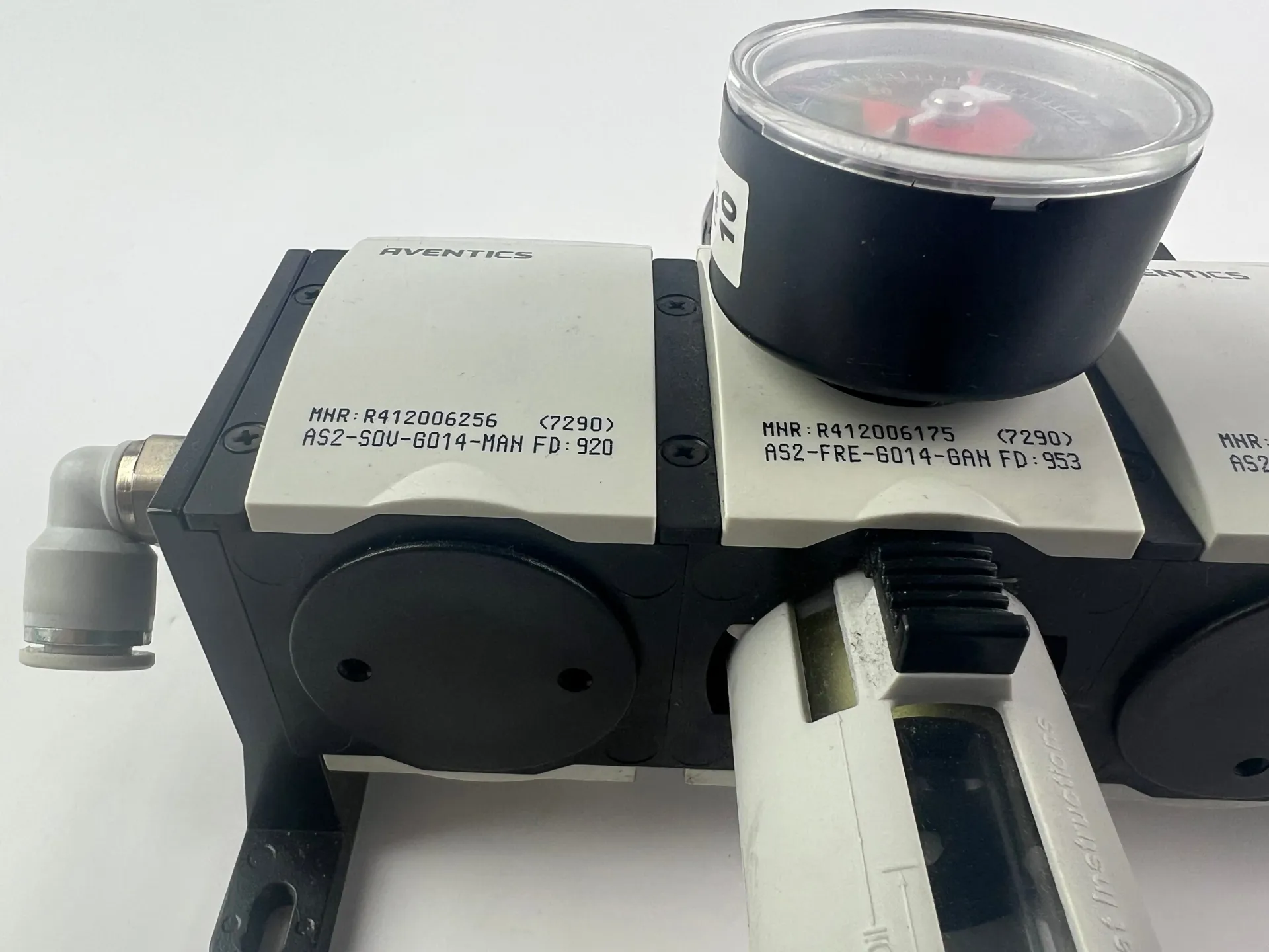 Aventics R412006256 R412006175 R412006380 R412006272 R412006250 + R412010767 Pressure Regulating Valves - Thumbnail 4