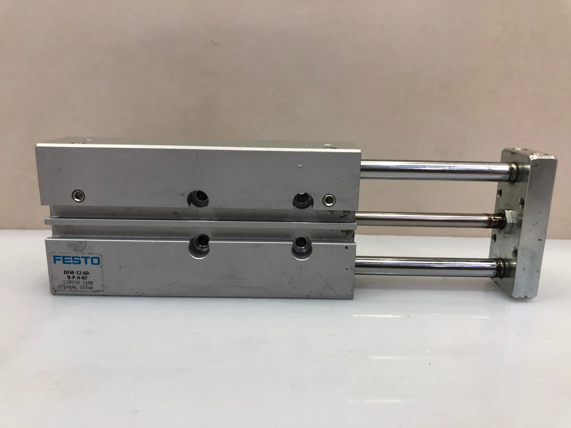 Festo DFM-12-60-B-P-A-KF 529199 Pneumatic Cylinder - Image 1