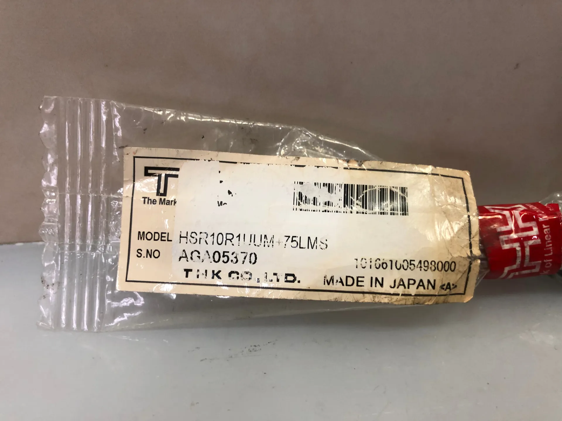 THK HSR10R1UUM+75LMS Linear Guide Block with 75mm Rail – HSR10 Precision Bearing - Thumbnail 3