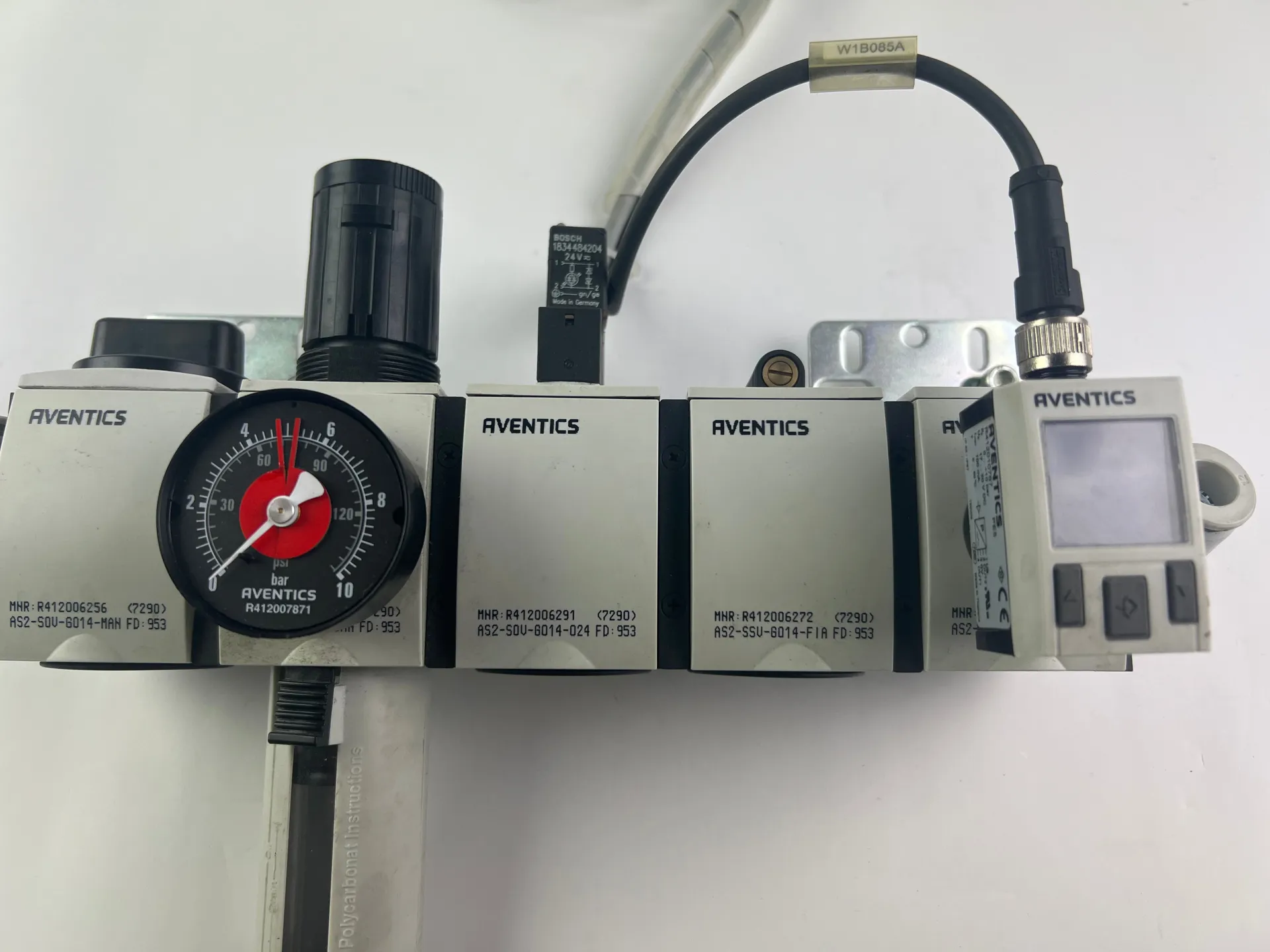 Aventics Pressure Regulating Valves R412006256 R412006175 R412006291 R412006272 R412006250 + R412010767 - Image 1