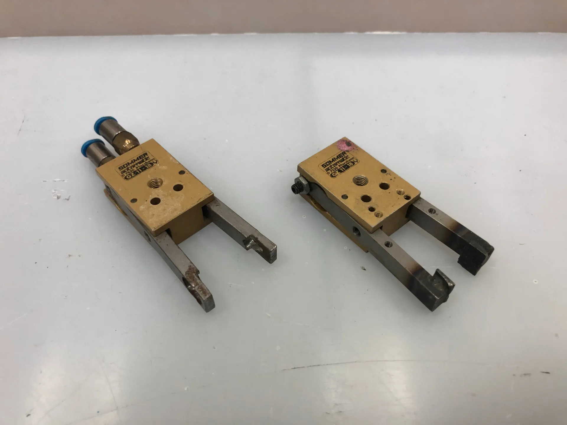 1x Sommer Automatic GZ 11-18 Pneumatic Gripper – 2-Jaw Parallel Gripper - Image 1