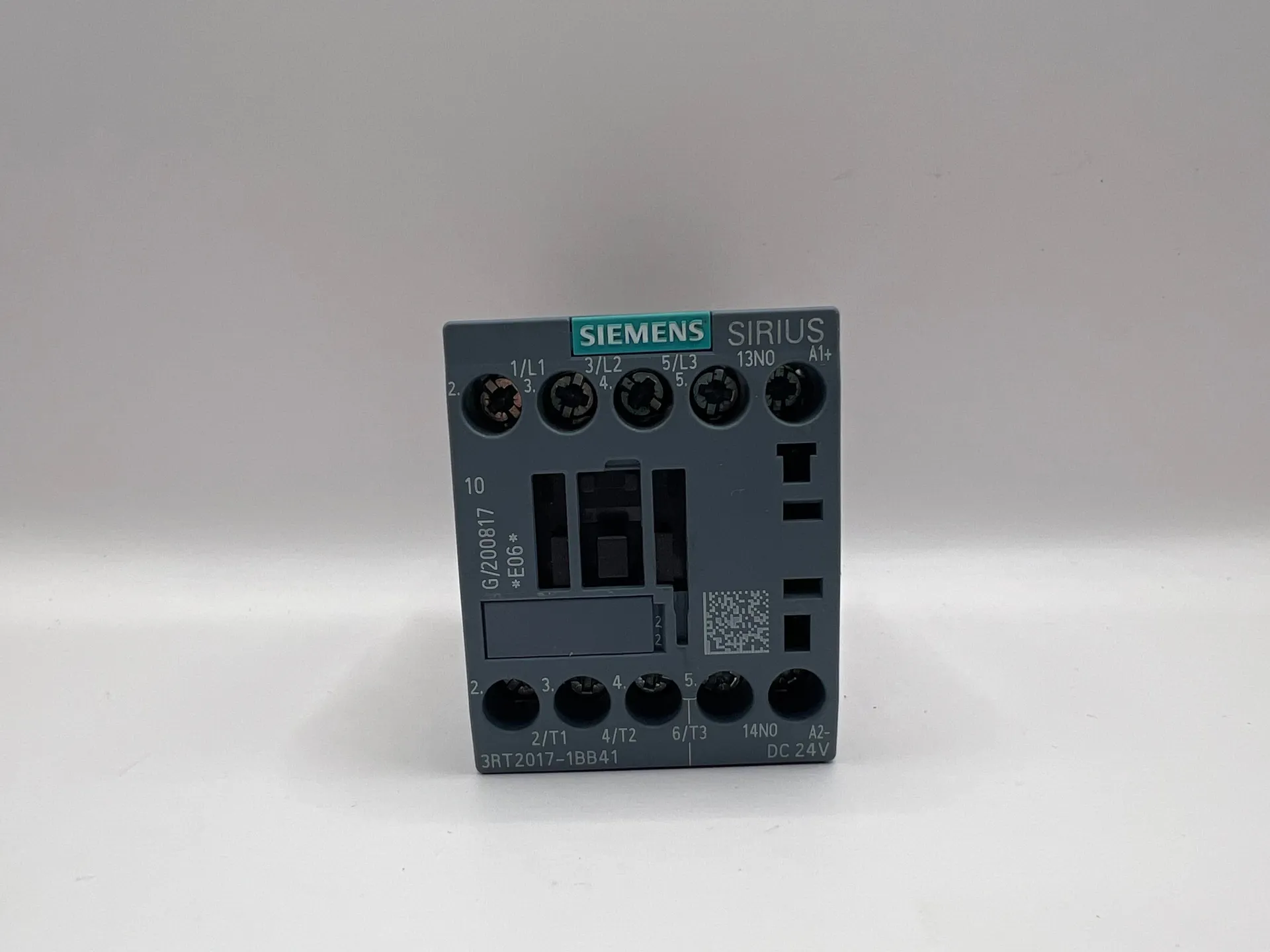 1x Siemens SIRIUS 3RT2017-1BB41 Contactor 24V AC Coil 3-Pole 9A - Thumbnail 3