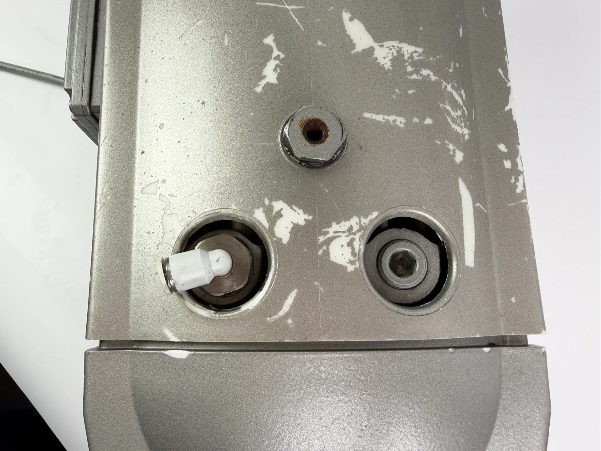 Becker VT4.16 Rotary Vane Vacuum Pump 0.55/0.70kW 16-19 m³/h 3-Phase 2016 Germany - Thumbnail 8