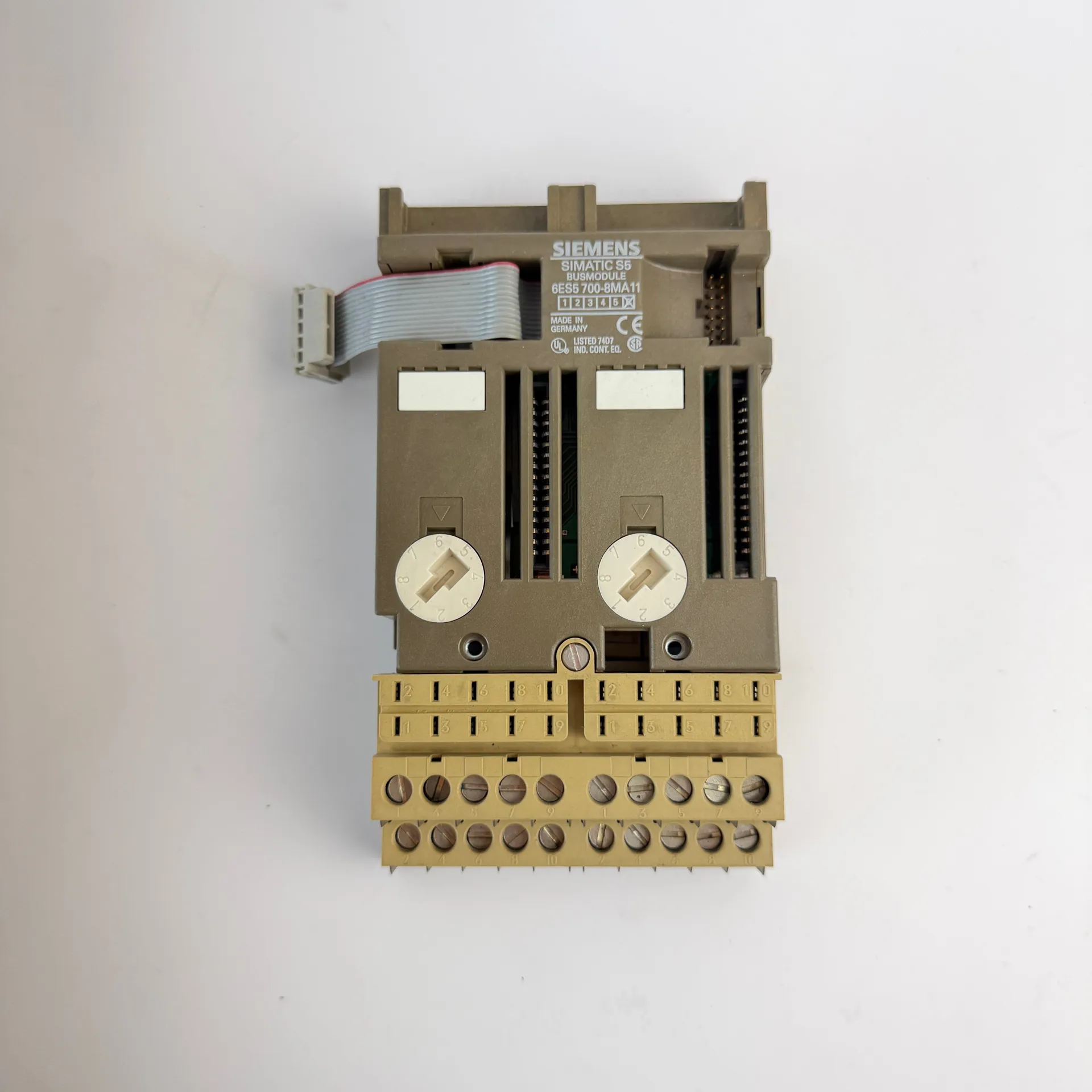 Siemens SIMATIC S5 6ES5 700-8MA11 Bus Module with Screw Terminal Block - Thumbnail 2