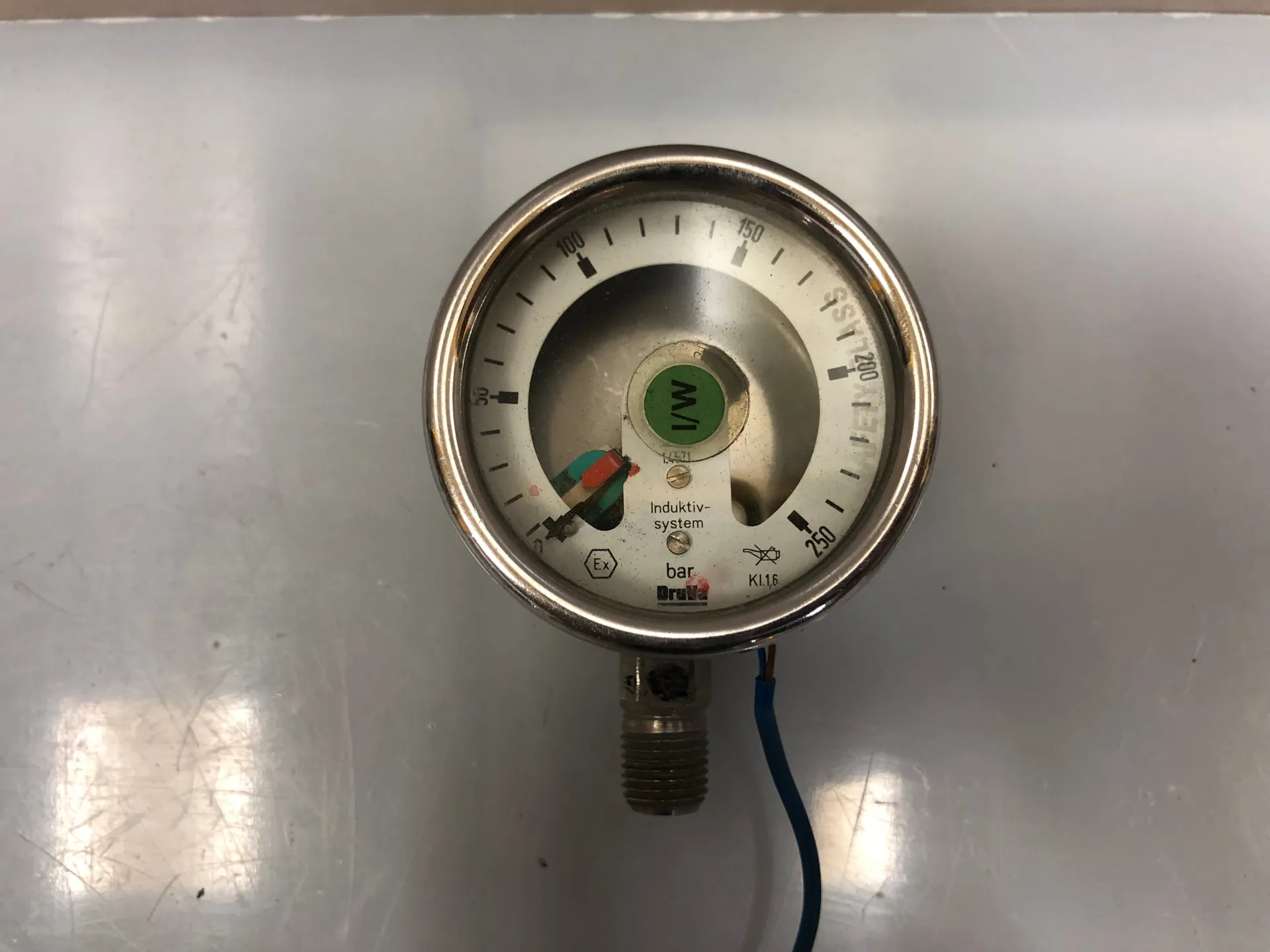 1x DruVa BE Indicating Pressure Switch WE 77/Ex 1 – 0–250 bar Inductive Sensor - Thumbnail 3