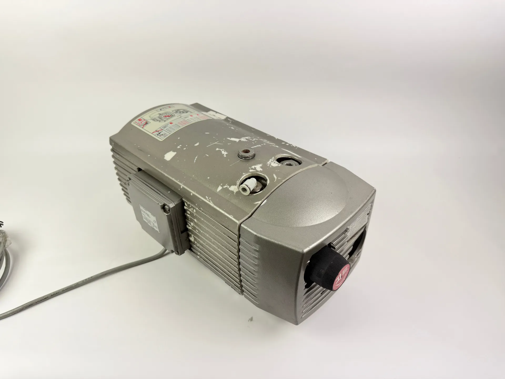 Becker VT4.16 Rotary Vane Vacuum Pump 0.55/0.70kW 16-19 m³/h 3-Phase 2016 Germany - Thumbnail 5