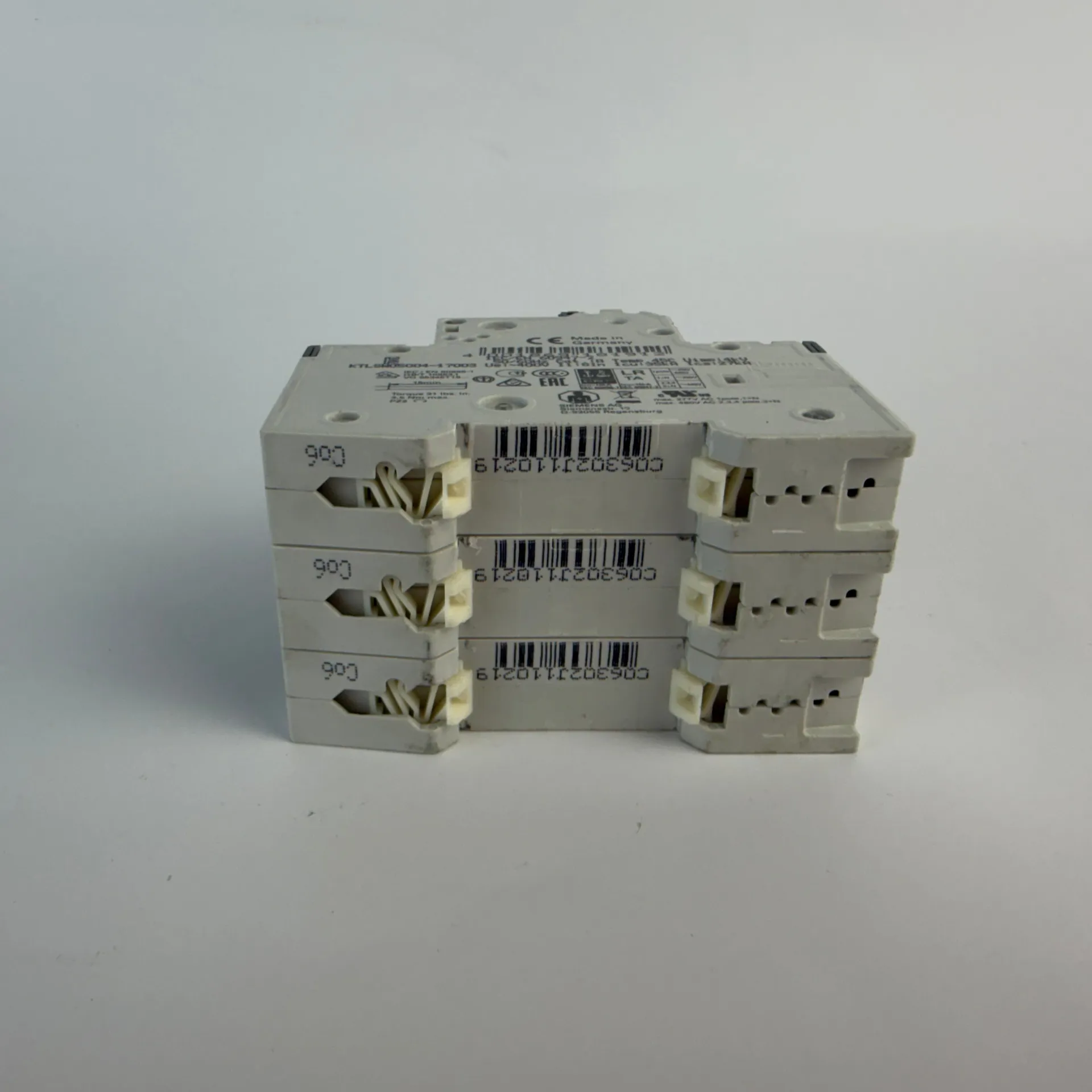 1x Siemens 5SY4306-7 3 Pole MCB C6 6A Circuit Breaker 10kA 400V AC - Thumbnail 4