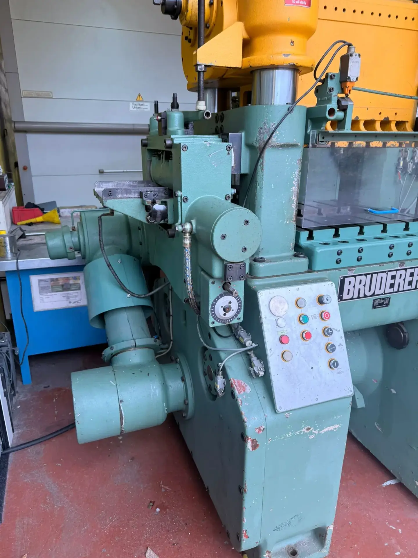 Bruderer BSTA 60 High-Speed Stamping Press 600 kN with BBV 300 Feeder - Thumbnail 7