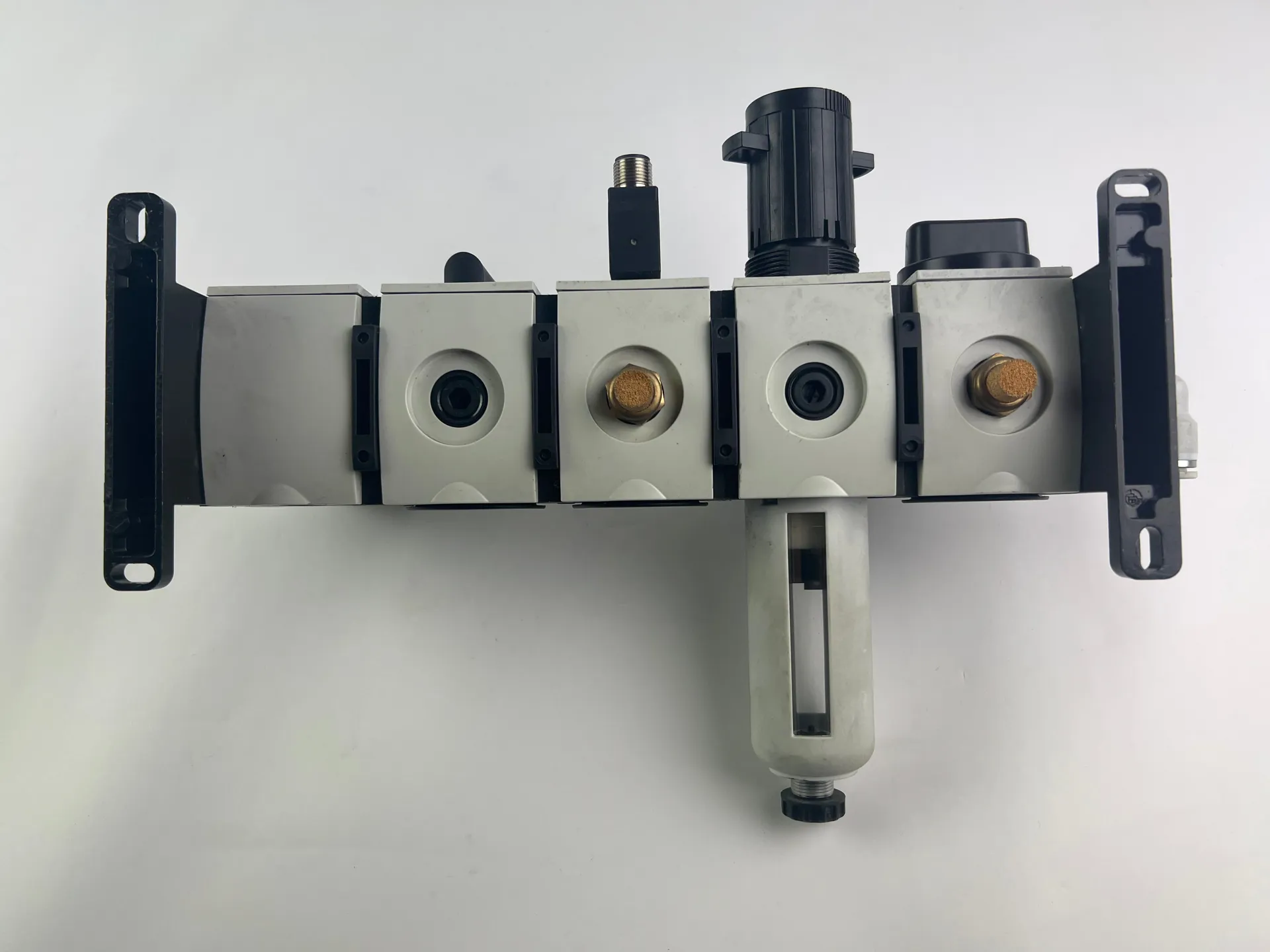 Aventics R412006256 R412006175 R412006380 R412006272 R412006250 + R412010767 Pressure Regulating Valves + 2 Cables 1,5m long - Thumbnail 12