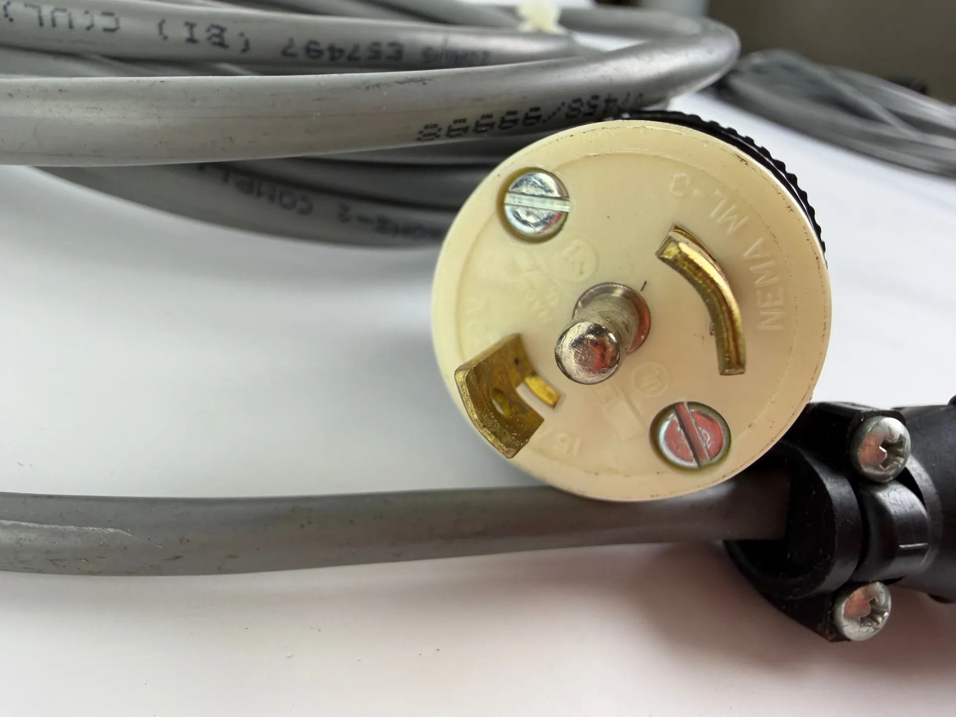1x Ferromatik Milacron Power Cable NEMA L5-15P 15A 125V to 4-Pin AMP CPC Industrial Cable - Thumbnail 3