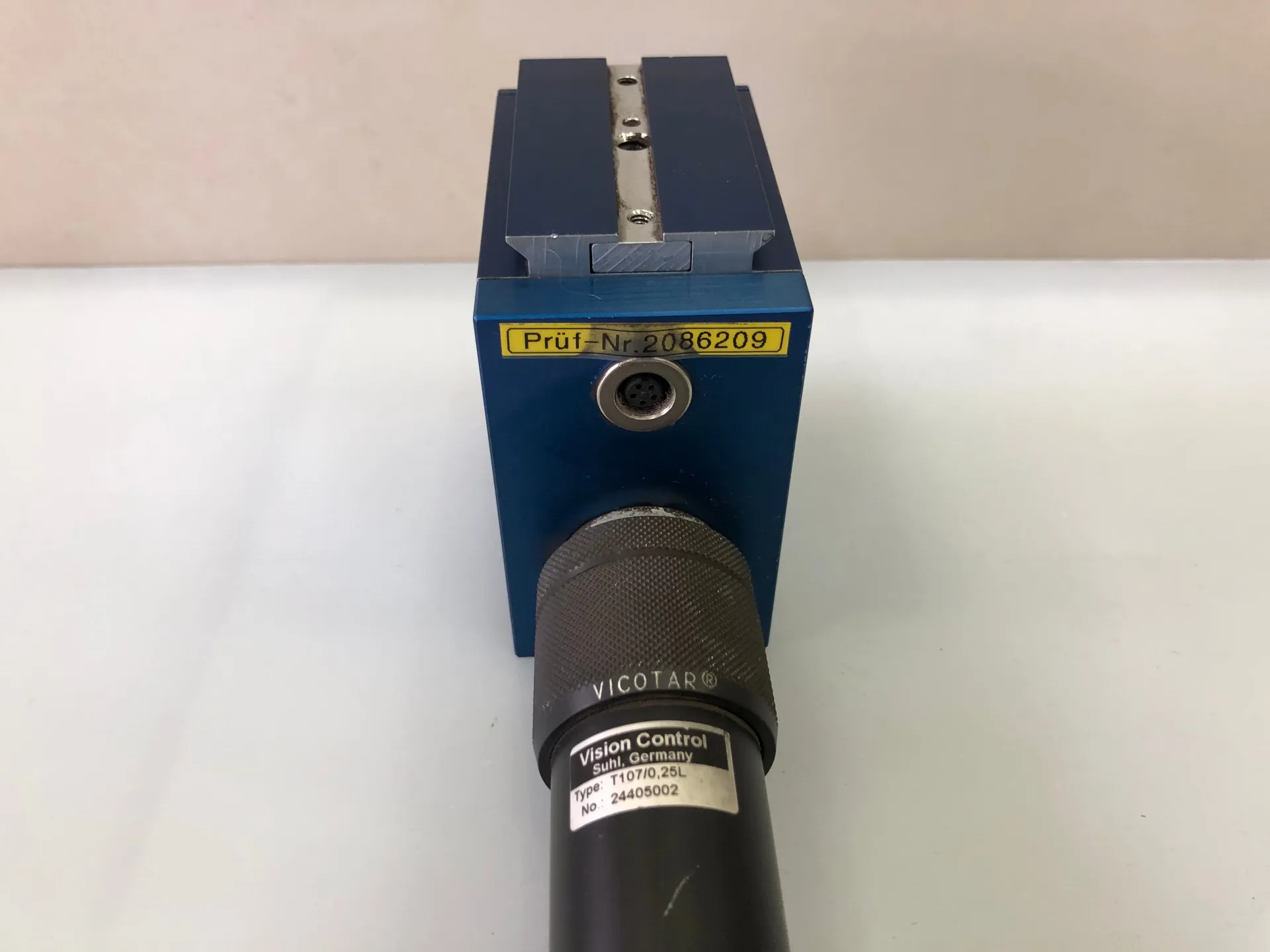 Matrix Vision mvBlueLYNX-421GX Smart Camera with Vicotar T107/0.25L Telecentric Lens - Thumbnail 4