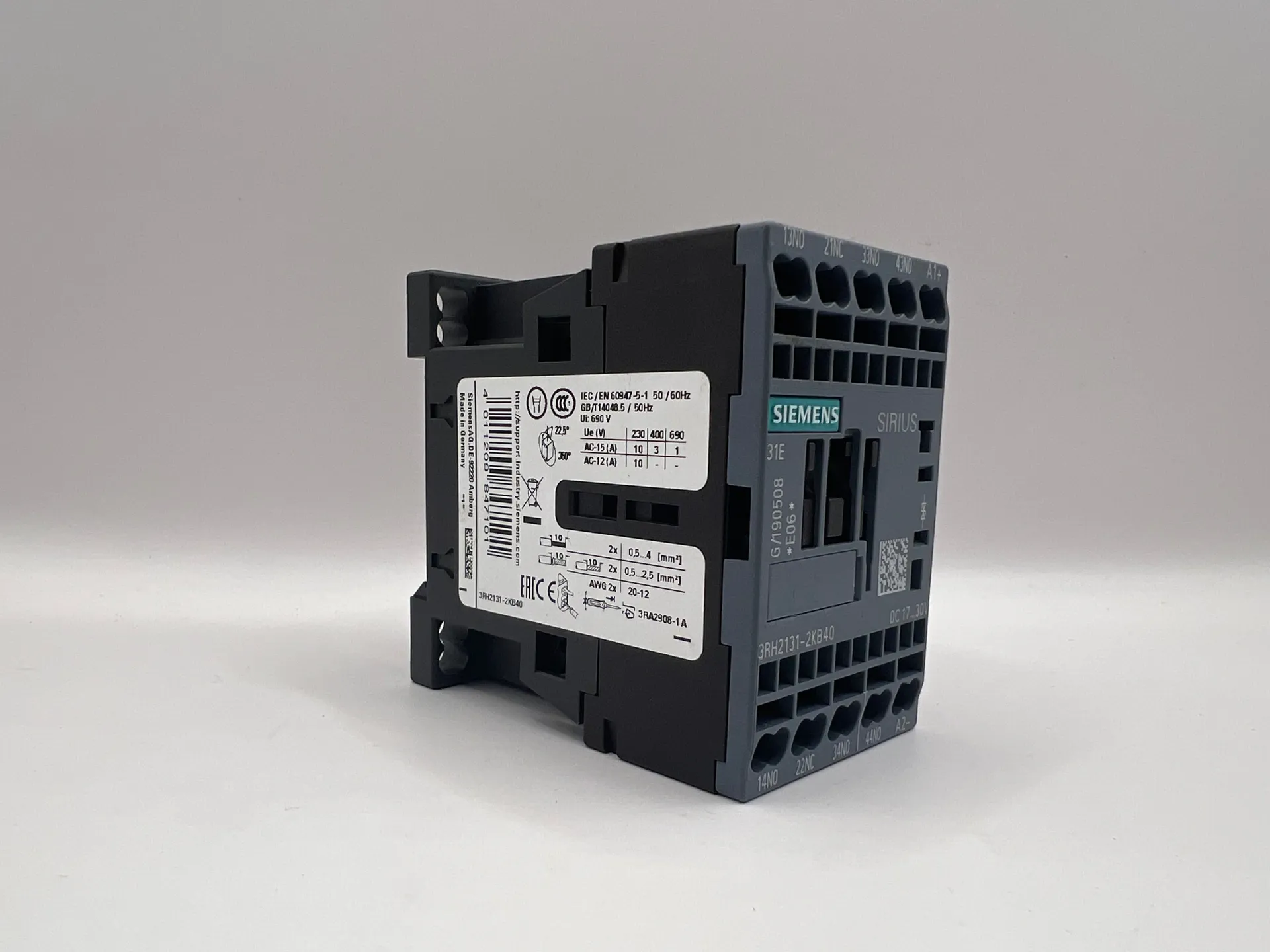 1x Siemens SIRIUS 3RH2131-2KB40 Contactor 24V DC Coil - Image 1