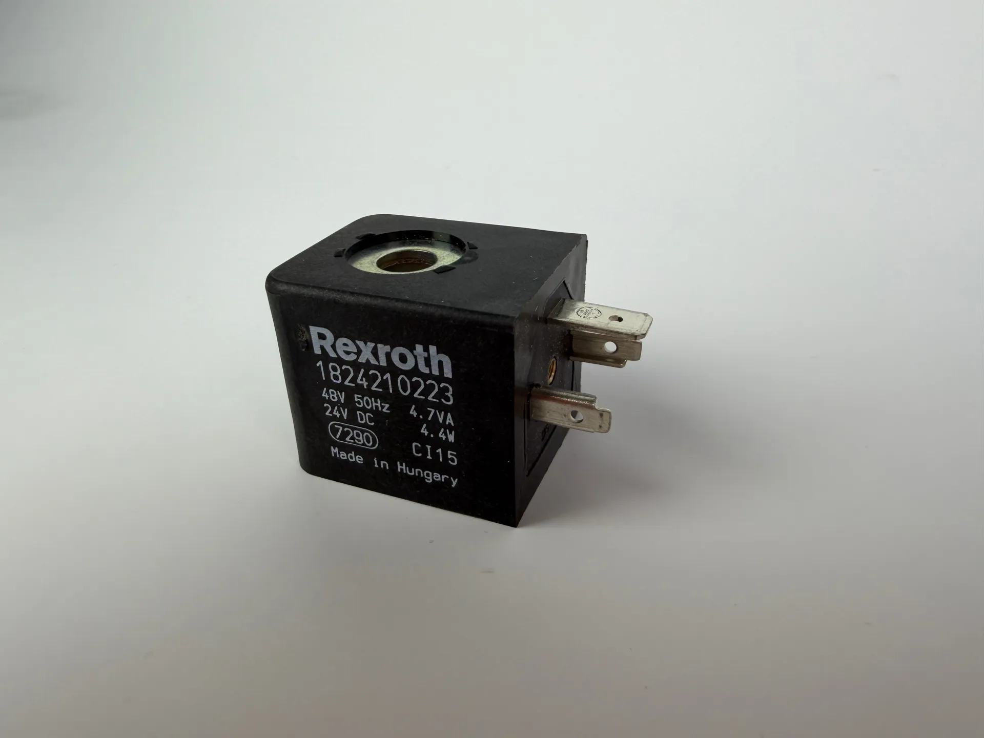 Rexroth Solenoid Valve Coil 1 824 210 223 - Thumbnail 4