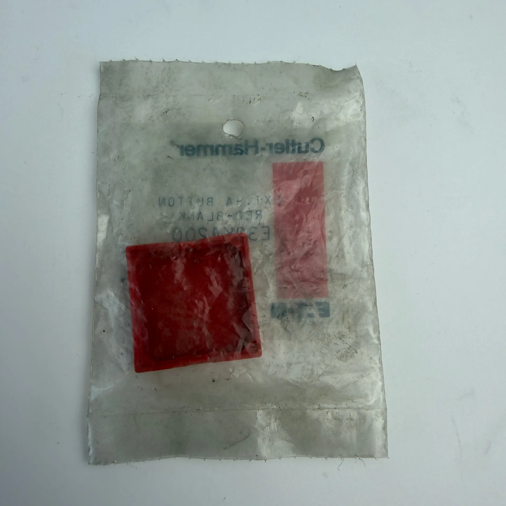 Cutler-Hammer Eaton E30KA200 Red Blank Type A Extended Pushbutton Cap - Thumbnail 3