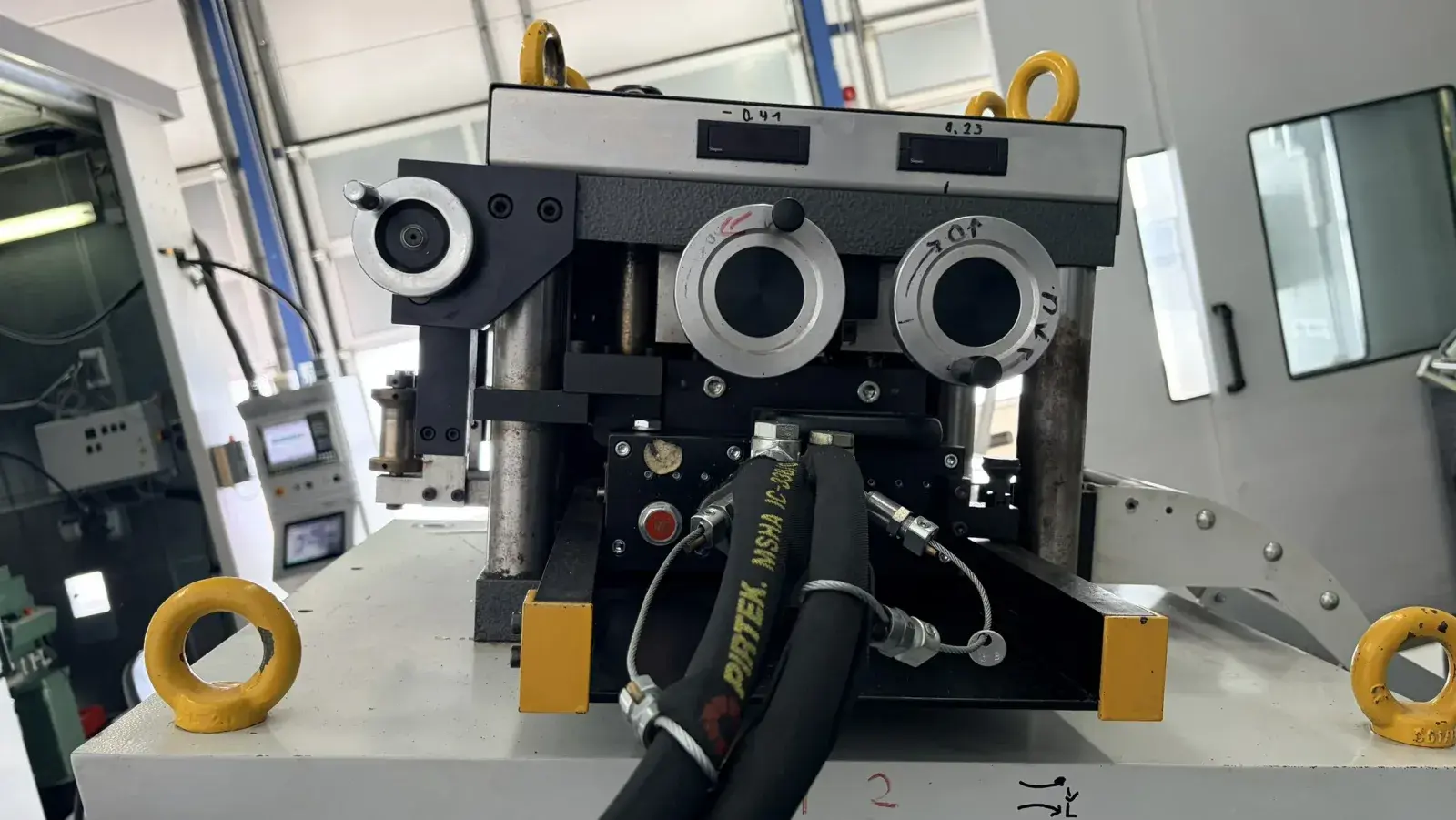 SOPREM Precision Coil Feeding Line - Decoiler 1000 kg + Precision Straightener - Thumbnail 3