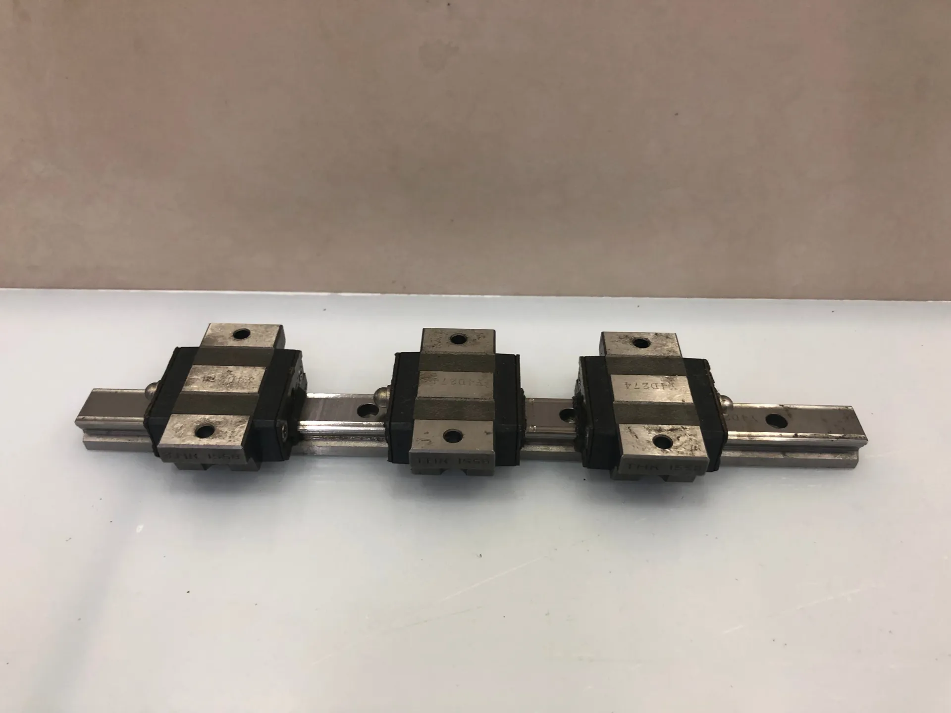 THK SR15SB+230LP Linear Guide – 3 SR15SB Blocks on 230mm Rail - Thumbnail 4