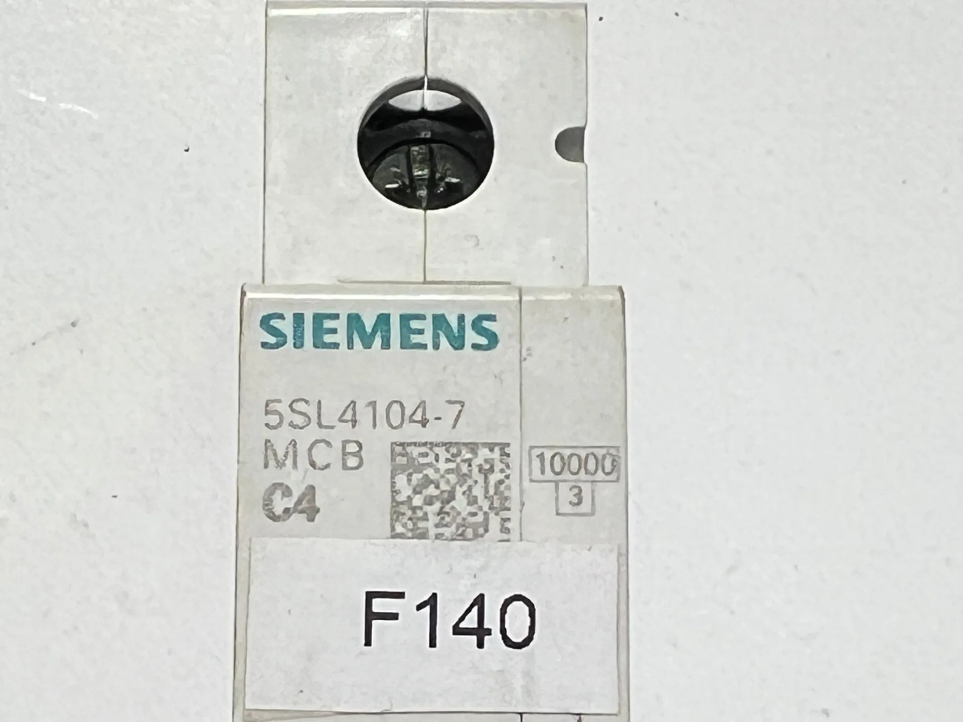 1x Siemens 5SL4104-7 Miniature Circuit Breaker MCB C4 230/400V 6kA - Thumbnail 4