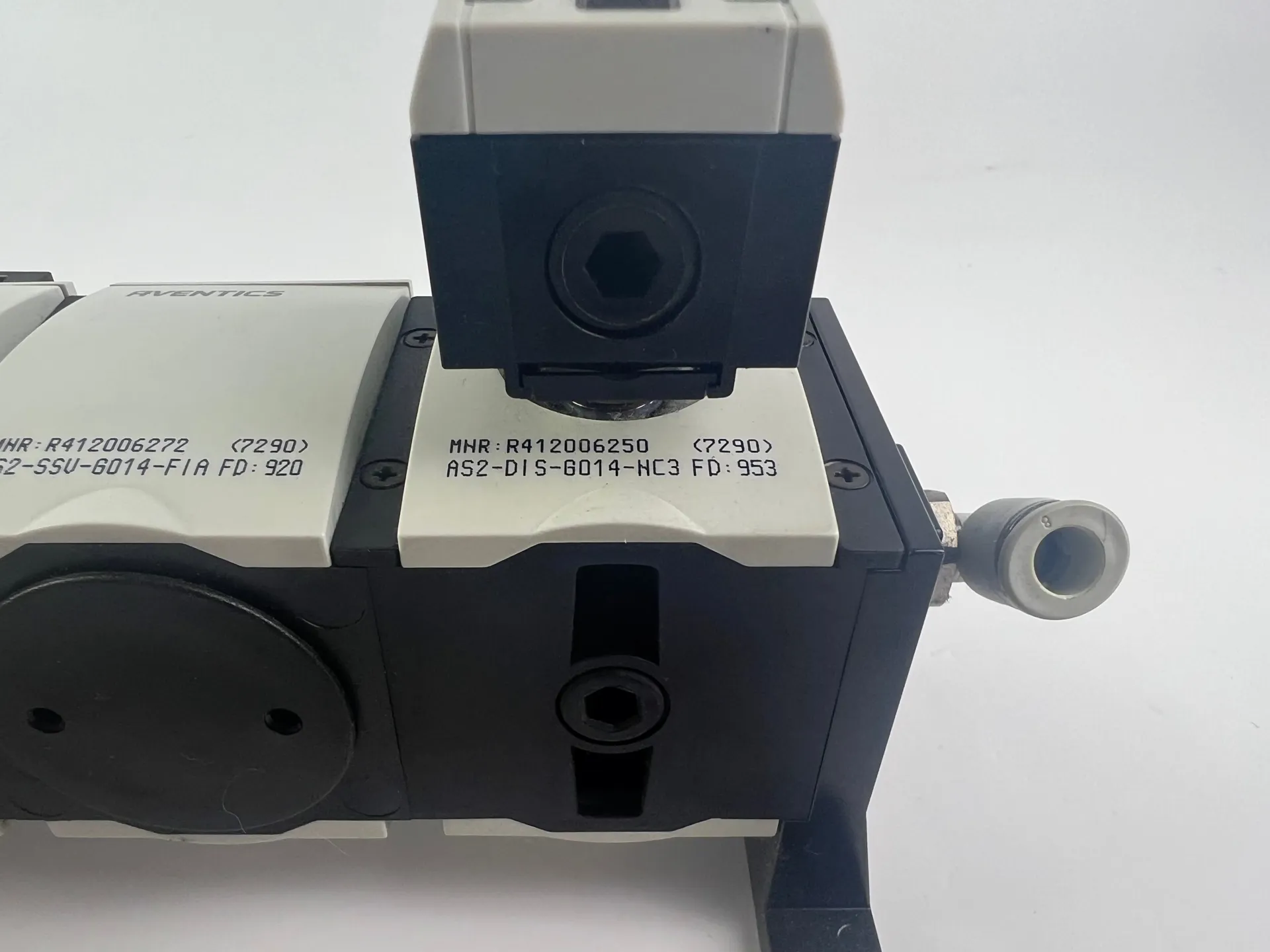 Aventics R412006256 R412006175 R412006380 R412006272 R412006250 + R412010767 Pressure Regulating Valves - Thumbnail 6