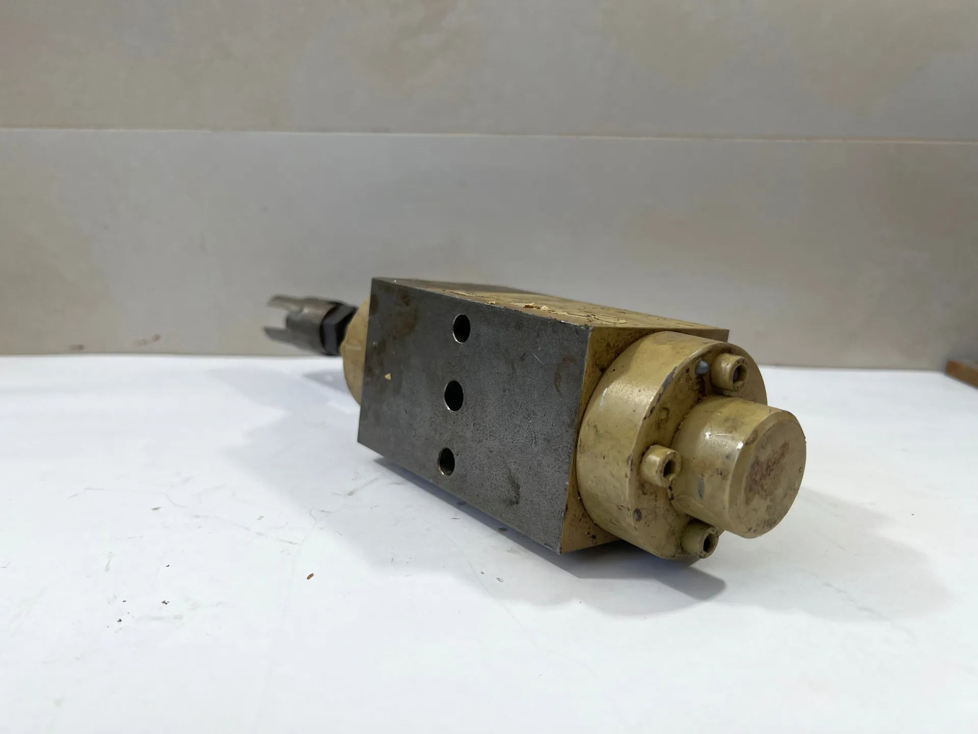 Hema-Hydraulik HZ180-013-25/18-19-DBG Hydraulic Cylinder – 180 Bar - Image 1