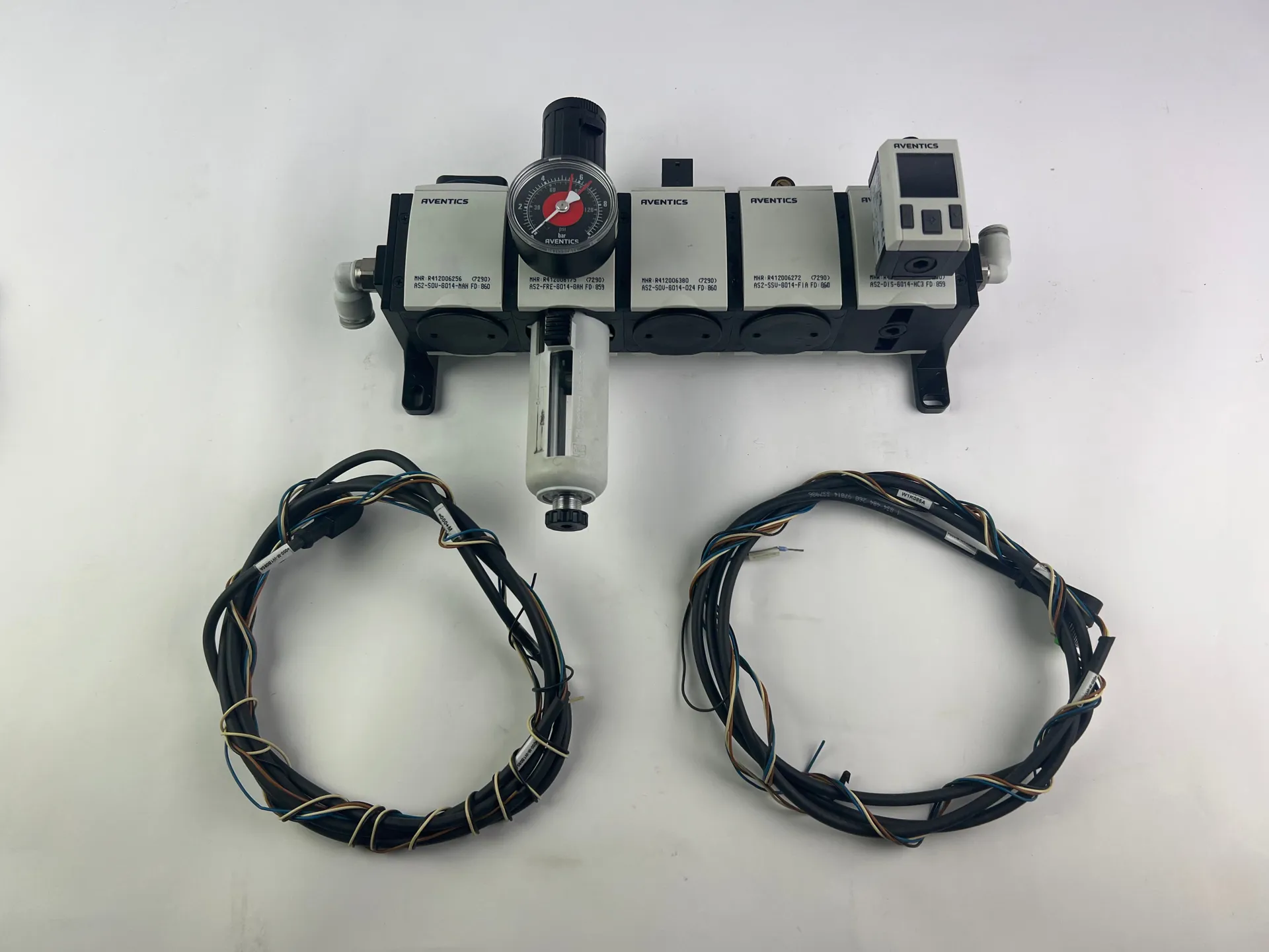 Aventics Pressure Regulating Valves R412006256 R412006175 R412006380 R412006272 R412006250 + R412010767 - Image 1