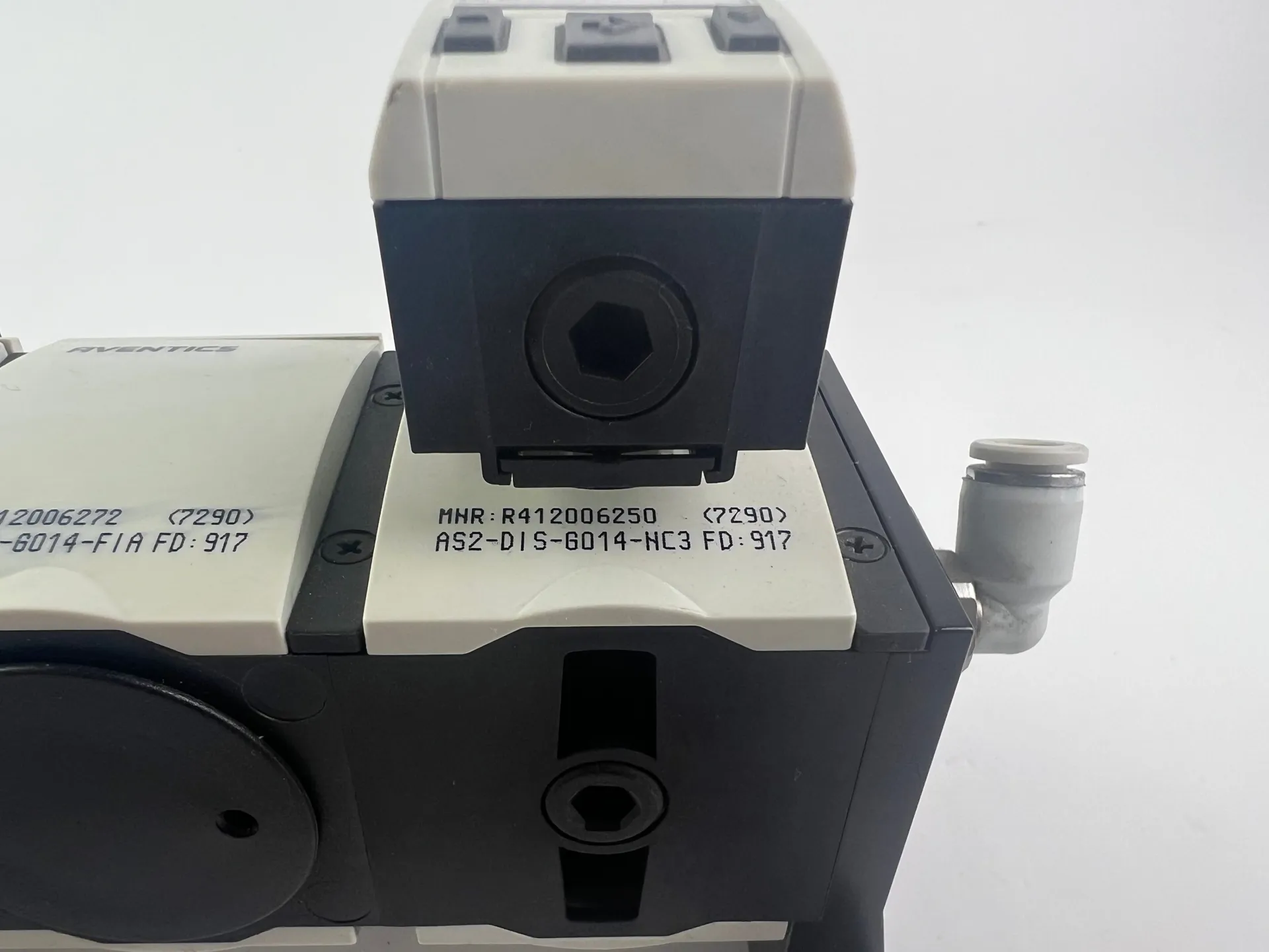 Aventics R412006256 R412006175 R412006380 R412006272 R412006250 + R412010767 Pressure Regulating Valves - Thumbnail 6