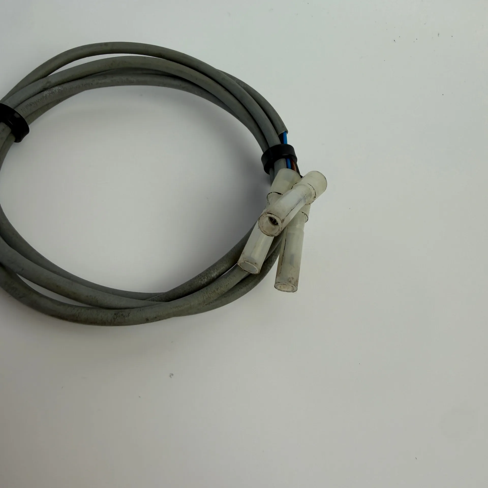 Festo 574335 SMT-8M-A-PS-24V-E-2,5-OE PNP Proximity Sensor 100cm Cable - Thumbnail 3