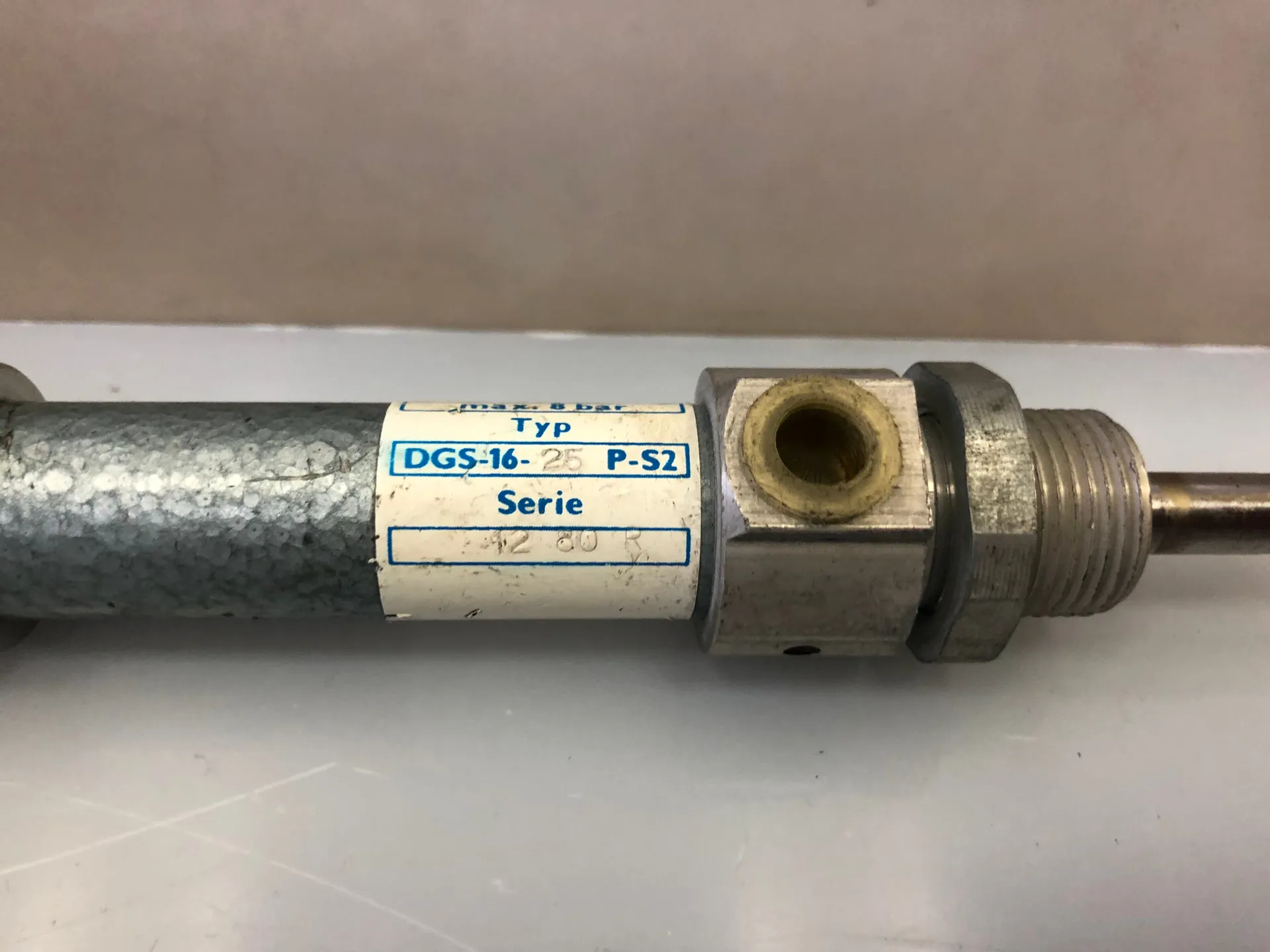 FESTO DGS-16-25-P-S2 Pneumatic Cylinder - Thumbnail 3