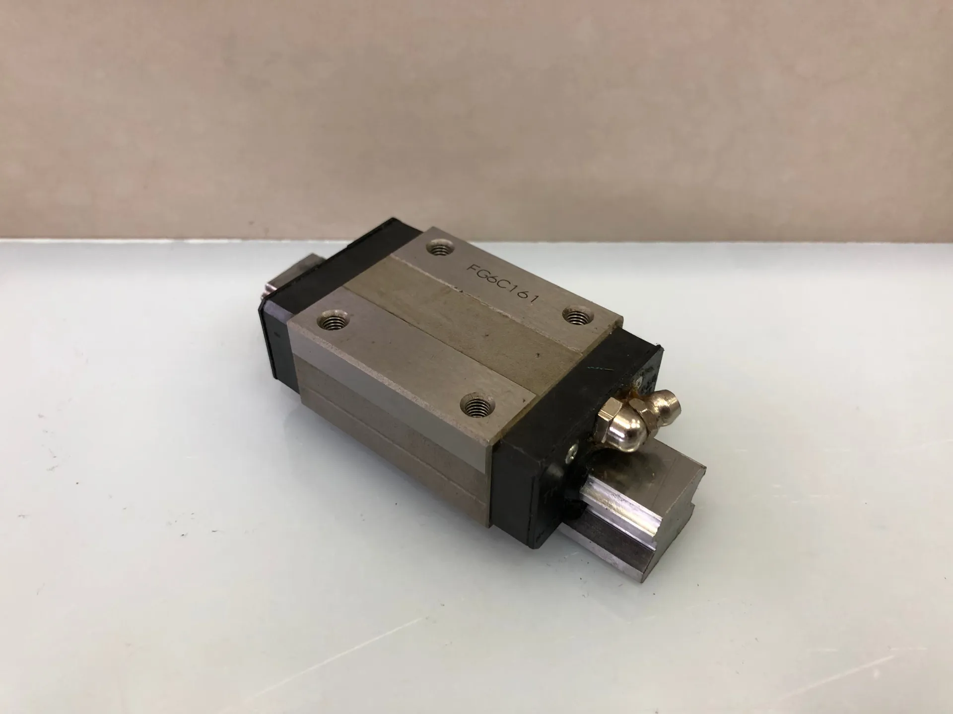 THK HSR20 Linear Bearing Block with 100mm Rail – HSR 20 Guide System