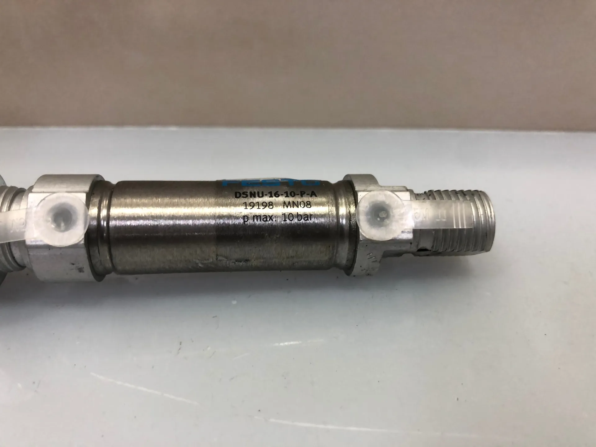 NEW FESTO PNEUMATIC CYLINDER DSNU-16-10-P-A 19198 - Thumbnail 3