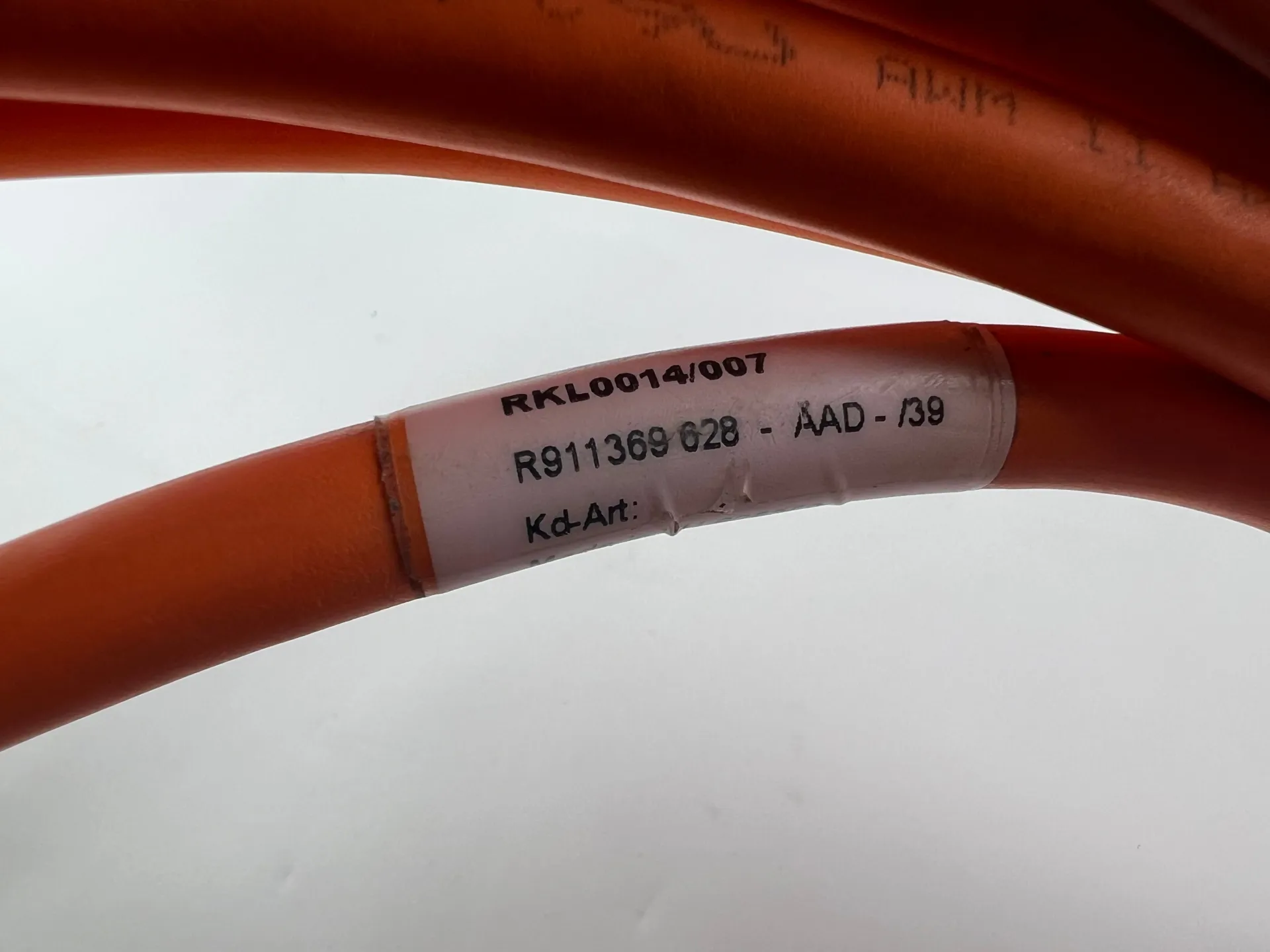 Rexroth R030520400 CKK-110-NNG1 Compact Module + R911306060 MSK040C-0600-NN-M1-UG0-NNNN Motor + 2 Cables + 2 Sensors - Thumbnail 14
