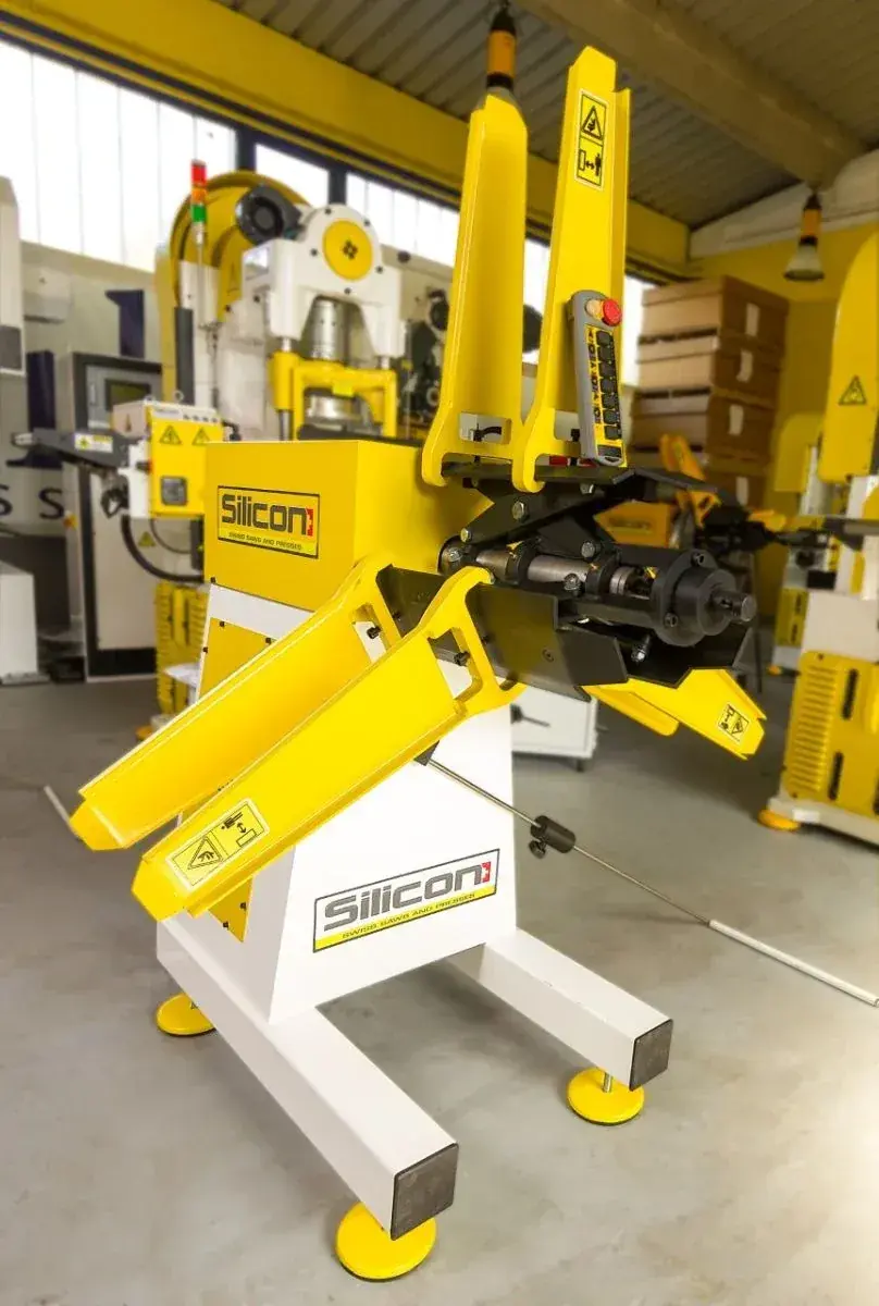 Silicon+ MOT01-300 Motorised Decoiler 1 t, Strip up to 300 mm - Thumbnail 7