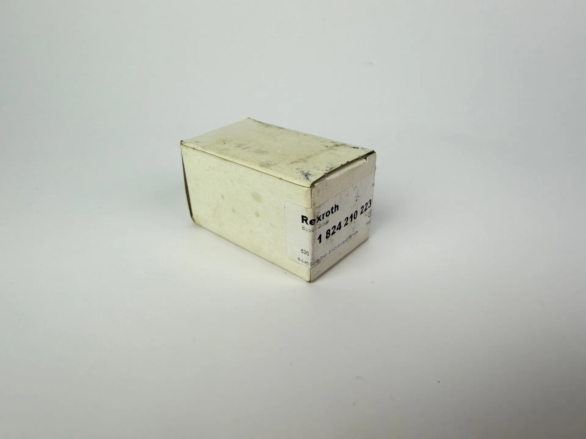 Rexroth Solenoid Valve Coil 1 824 210 223 - Thumbnail 3