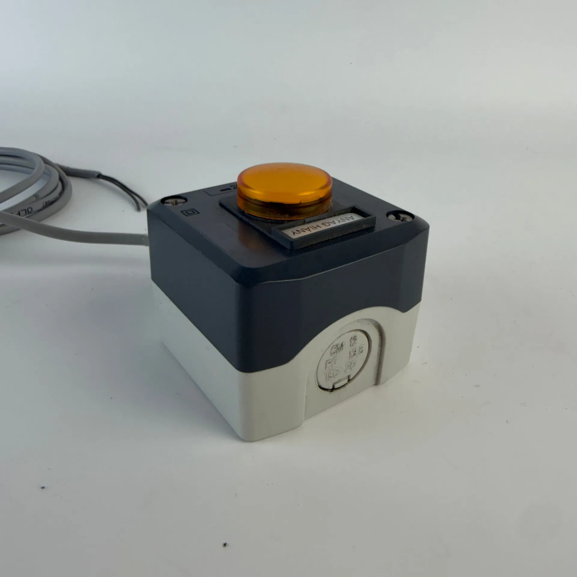 Lot of 2 Schneider Electric Harmony XALD Yellow/Amber Pilot Light Control Stations - Thumbnail 5