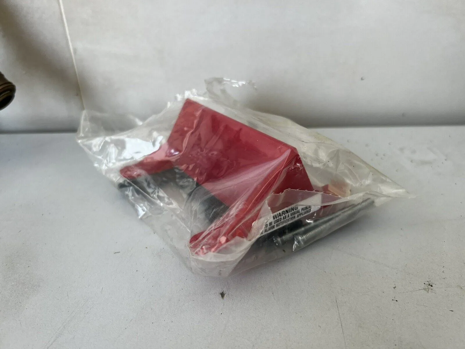 Federal Signal Vals-120r VISALERT Strobe Light 120vac Red - Thumbnail 2