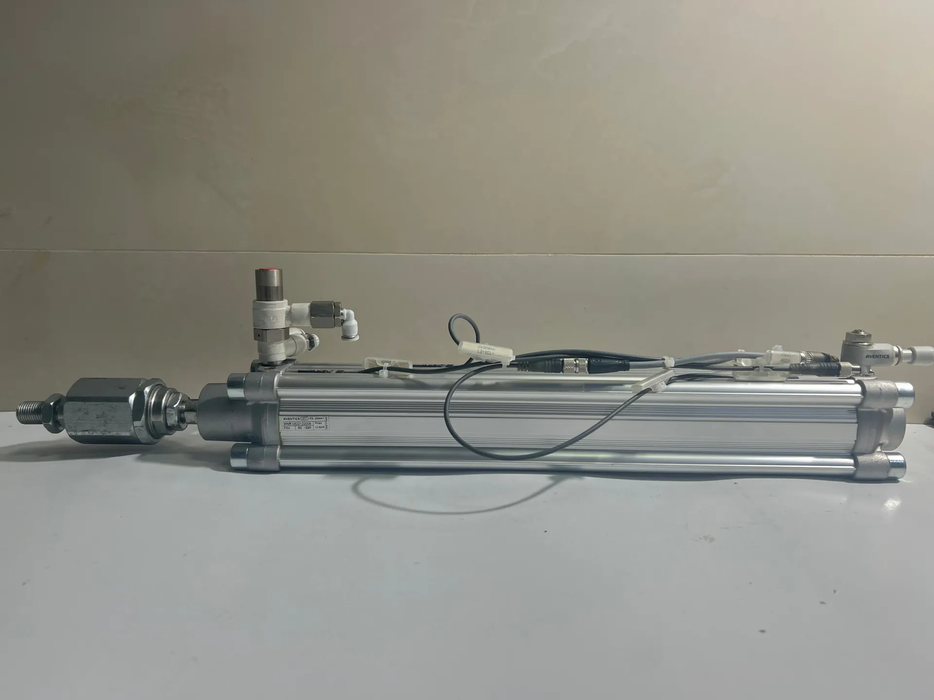 Aventics 0822122009 Pneumatic Cylinder 10 Bar - Thumbnail 2