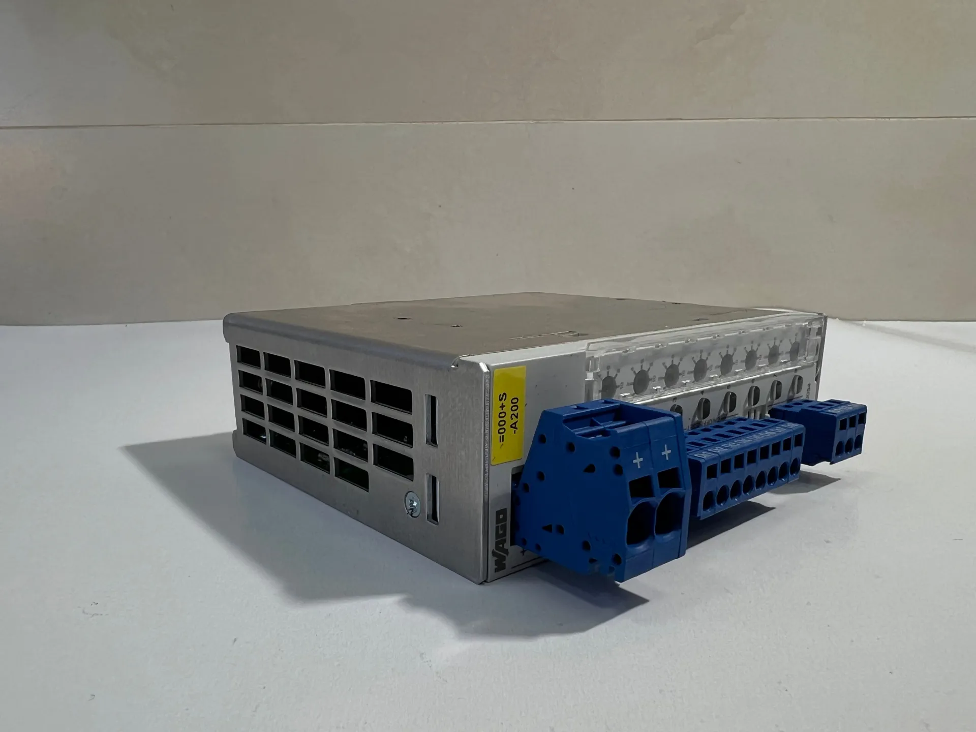 WAGO 787-1668/0000-0054 EPSITRON ECB 8-Channel Electronic Circuit Breaker - Image 1
