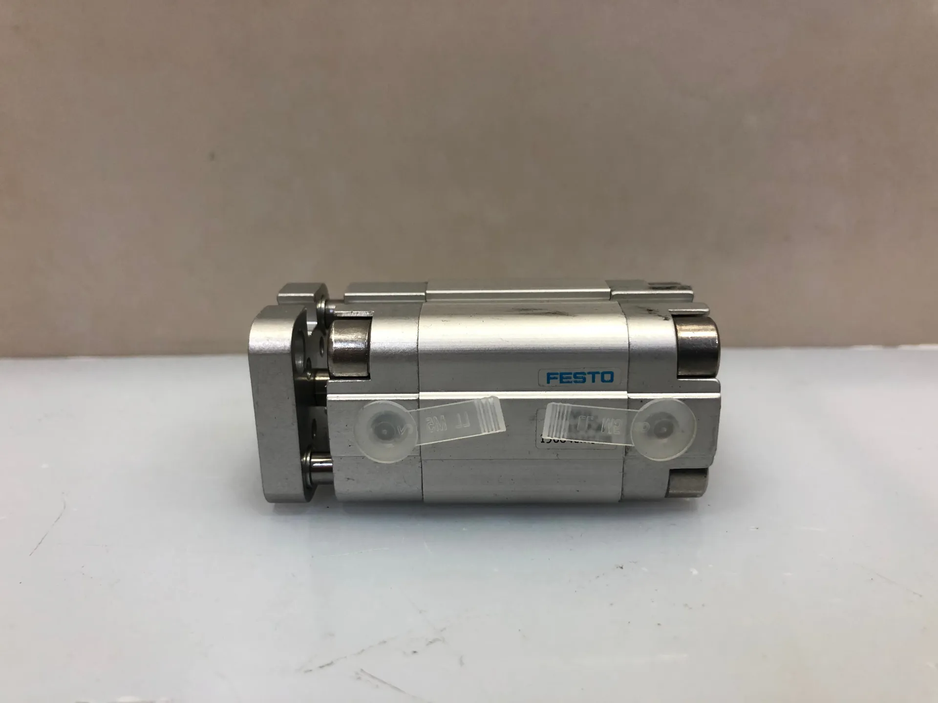 FESTO ADVUL-12-15-P-A 156846 Compact Pneumatic Cylinder 12mm Bore 15mm Stroke - Thumbnail 2