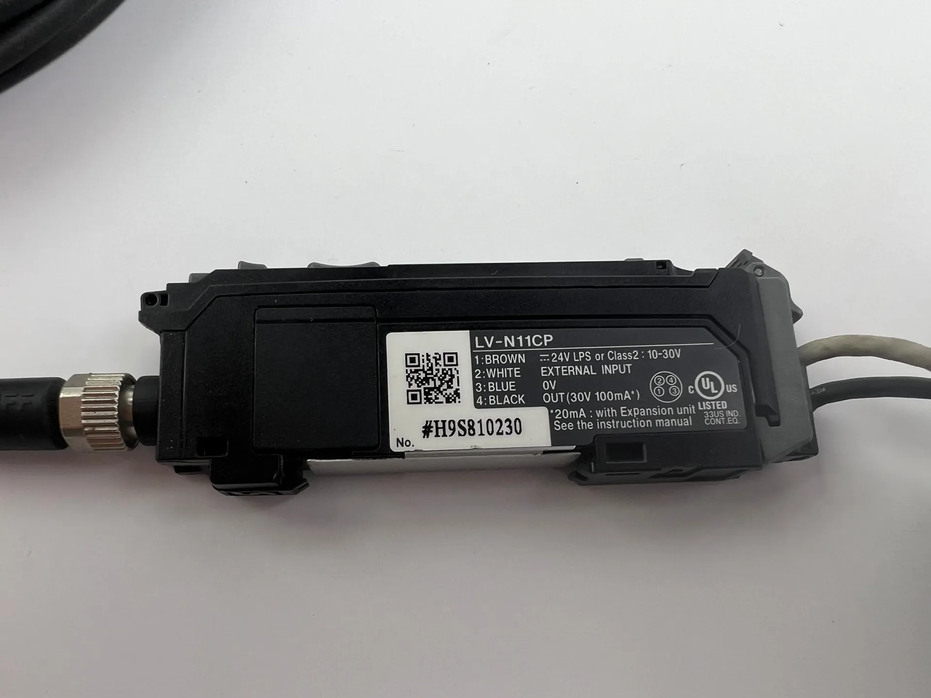 1x Keyence LV-N11CP Digital Laser Sensor + 2x LV-NH100 Sensor Heads 5m Cable - Thumbnail 8