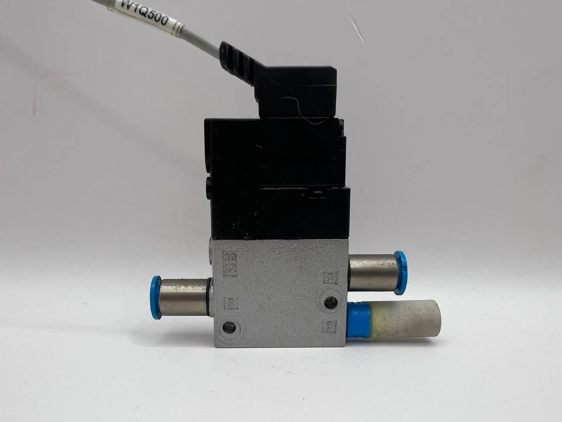 Festo CPE10-M1BH-3GL-QS-6 Solenoid Valve 196847 - Thumbnail 5
