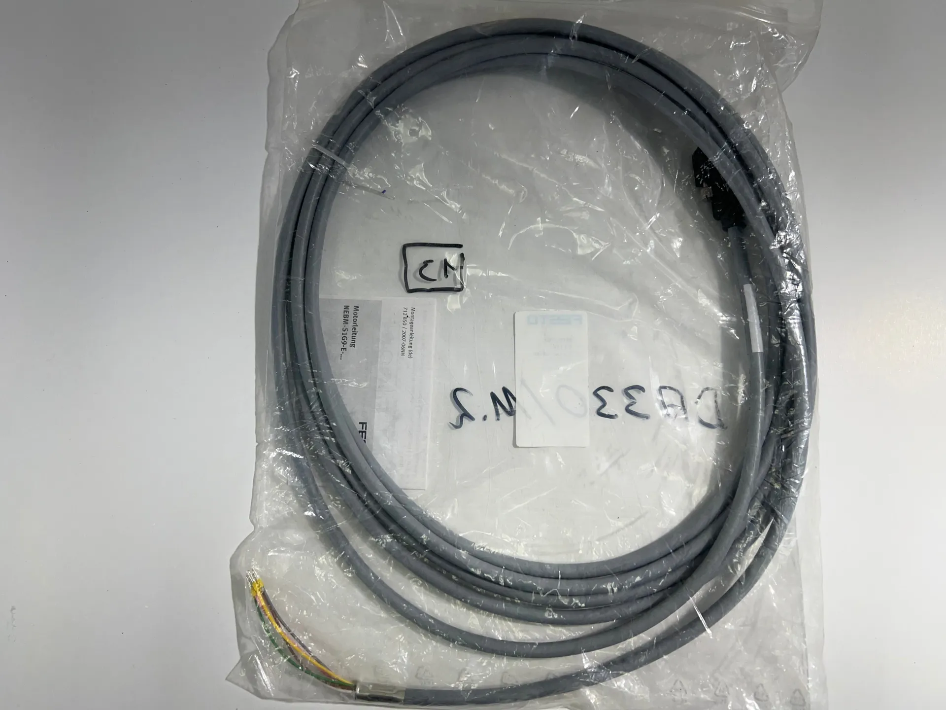 Festo NEBM-S169-E-5-LE6 Connecting Cable 550740 - Thumbnail 3