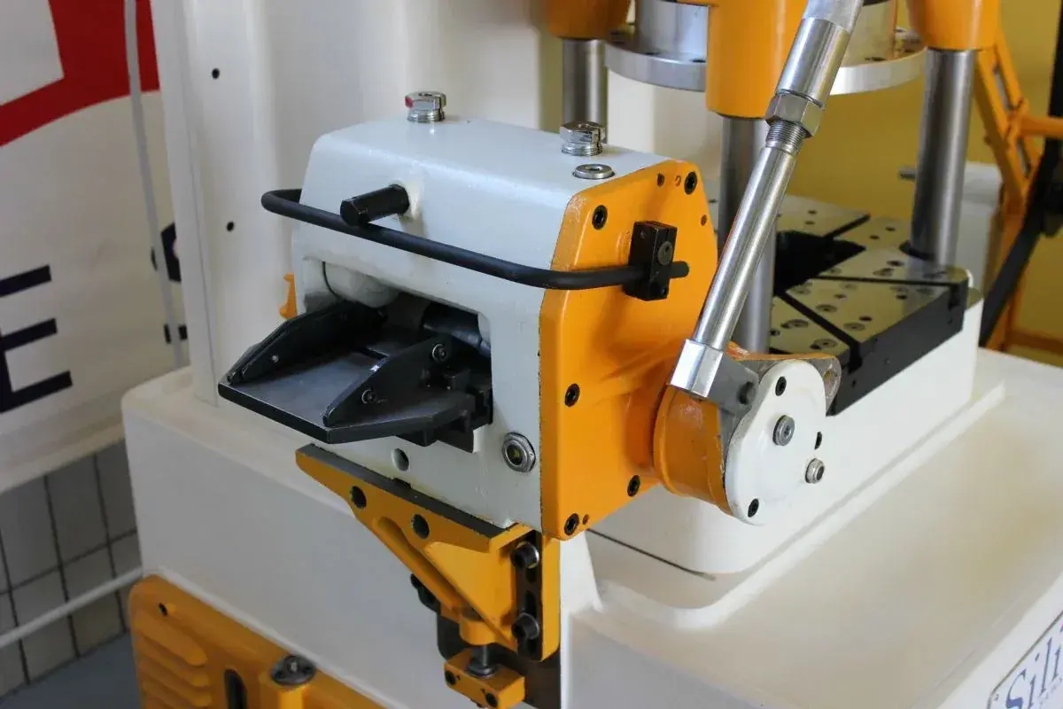 Bruderer BBV120 Mechanical Roll Feeder, Strip up to 150 mm - Thumbnail 3