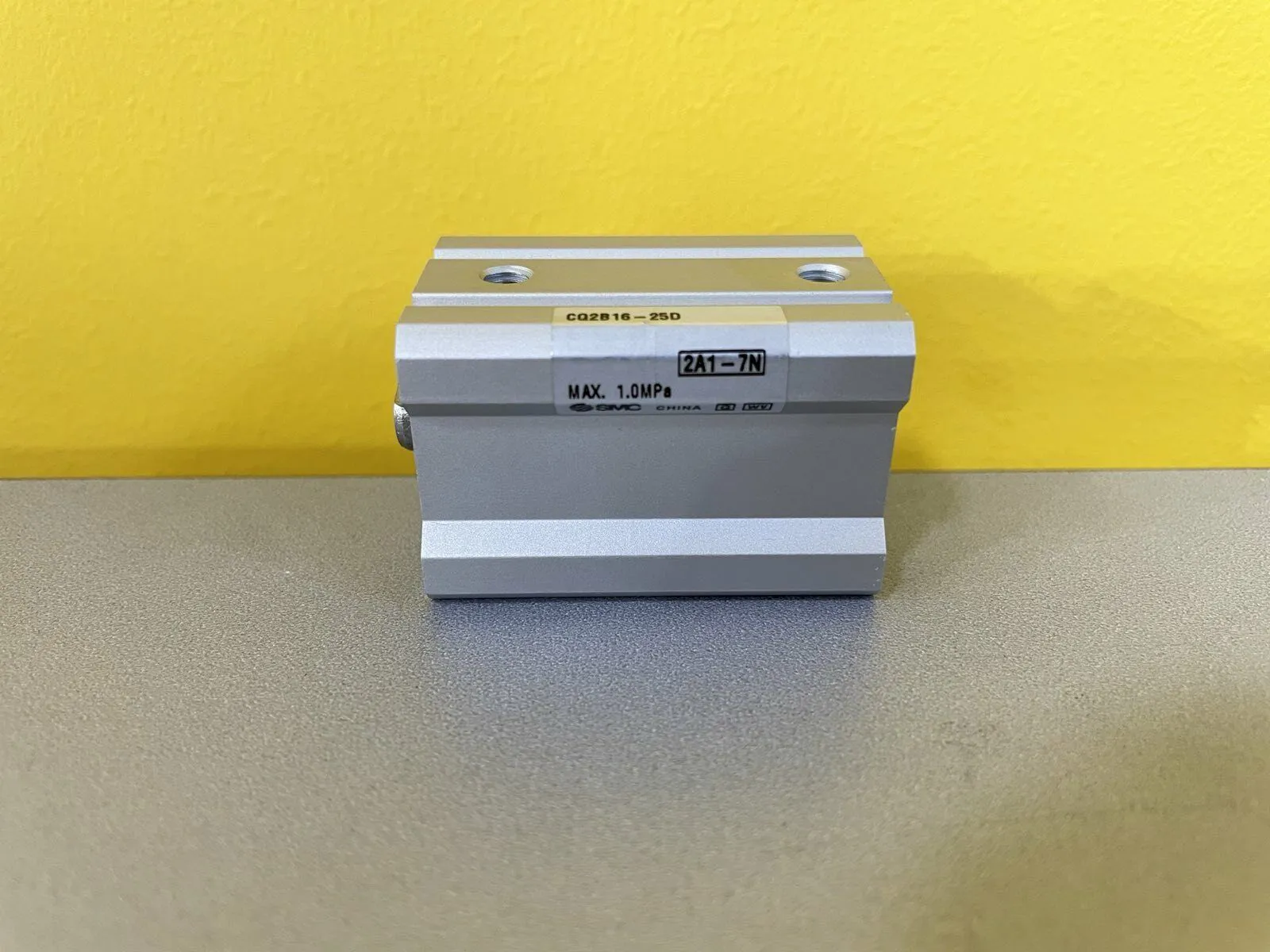 SMC CQ2B16-25D COMPACT CYLINDER - Thumbnail 3