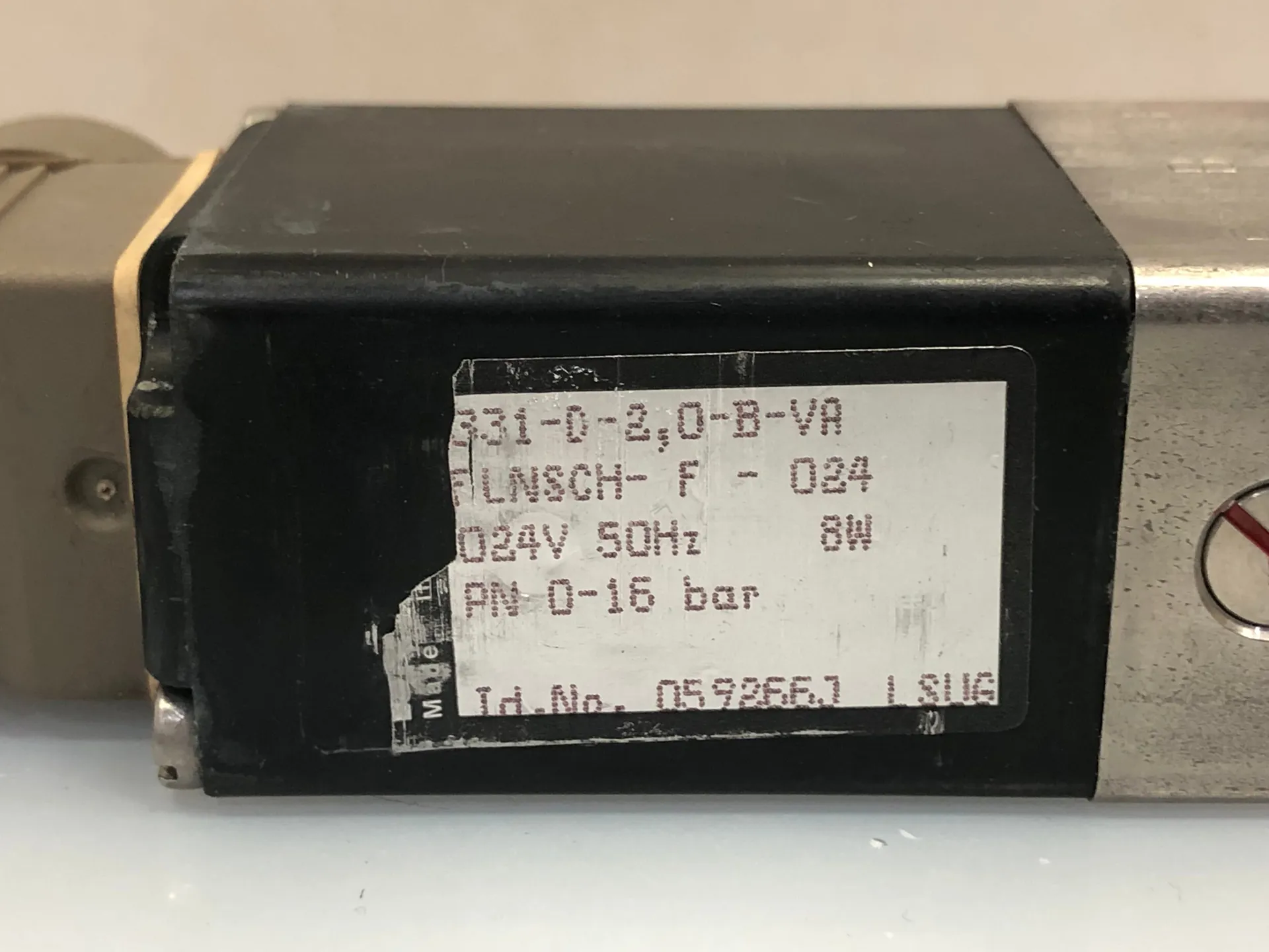 1x Burkert 311-D-2.0-B-VA Solenoid Valve - Thumbnail 3