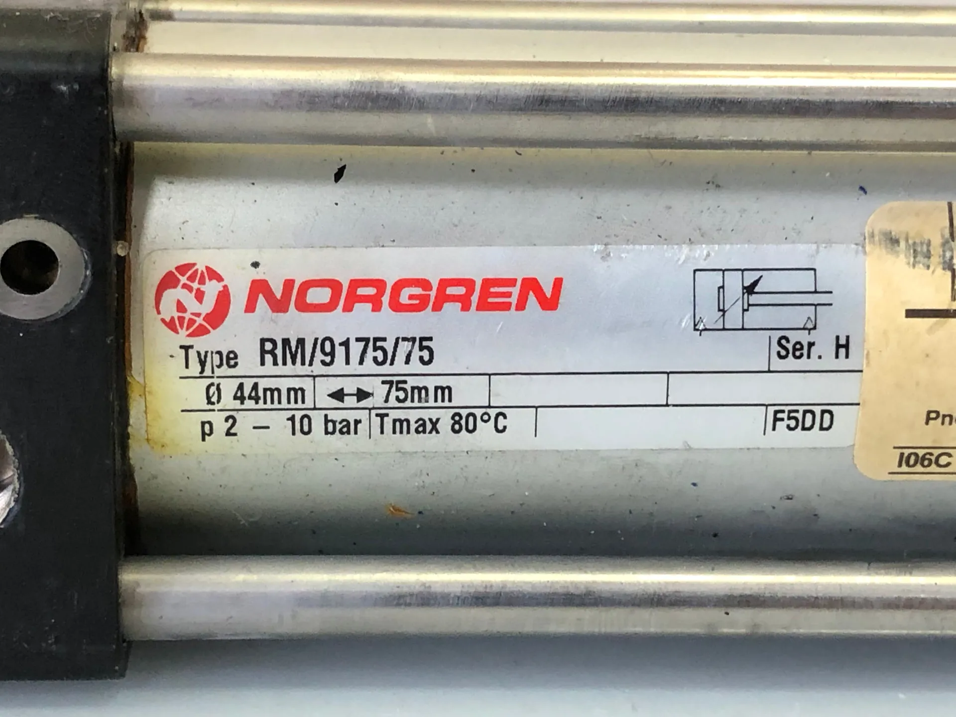 NORGREN RM/9175/75 Pneumatic Tie‑Rod Double‑Acting Cylinder - Thumbnail 3