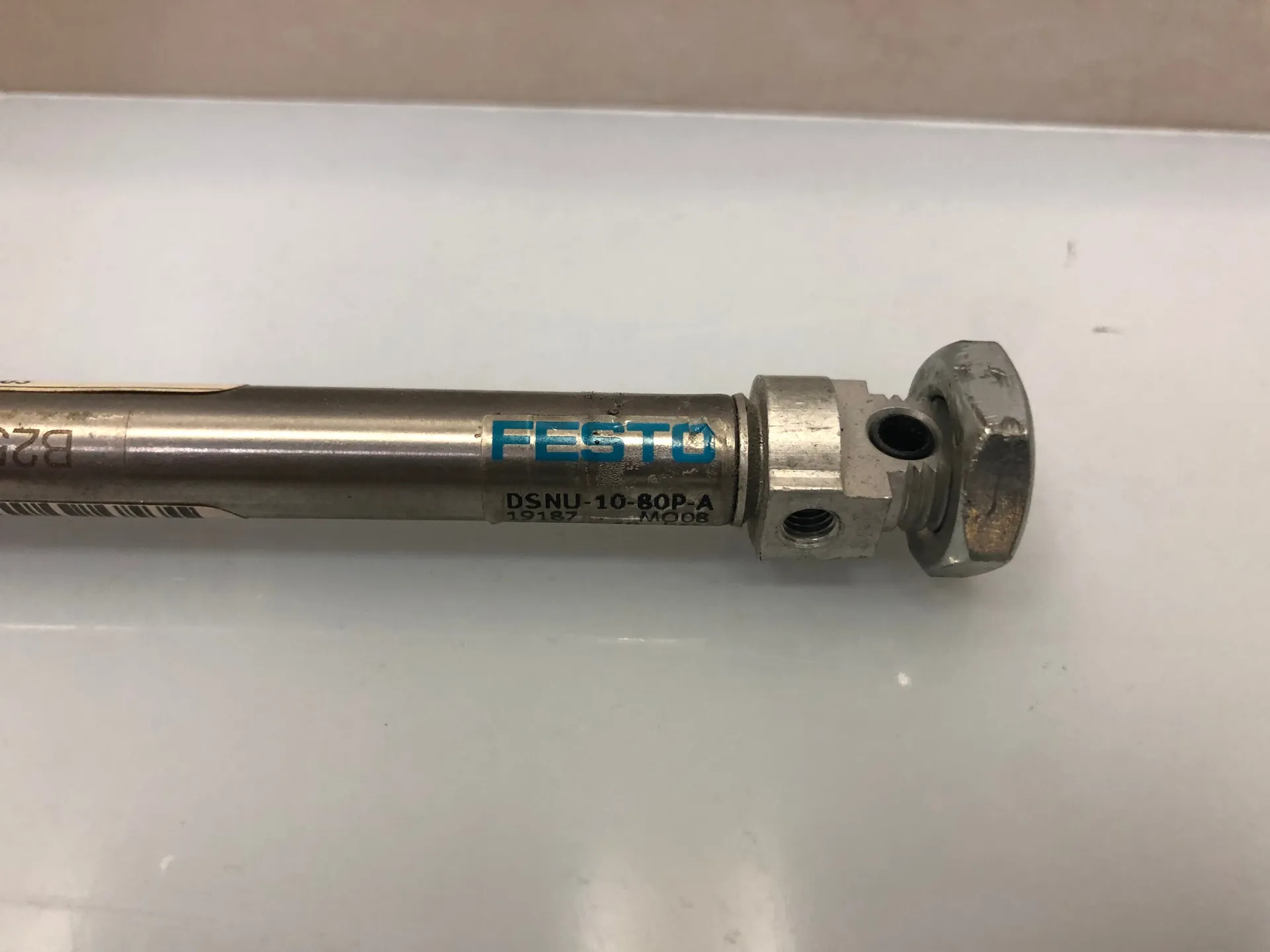FESTO DSNU-10-80-P-A 19187 ISO Cylinder - Image 1
