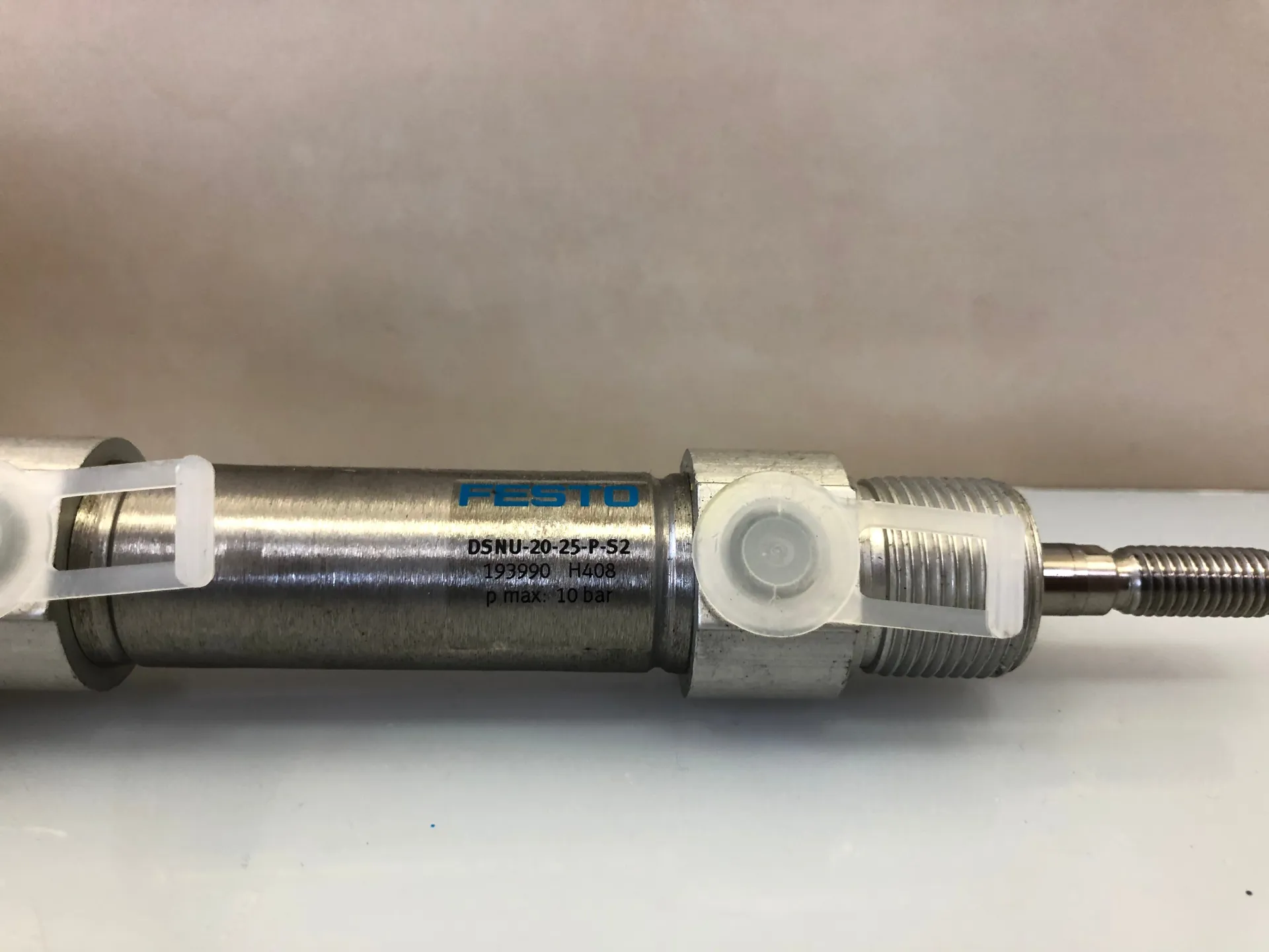FESTO DSNU-20-25-P-S2 / 193990 Pneumatic Cylinder - Image 1